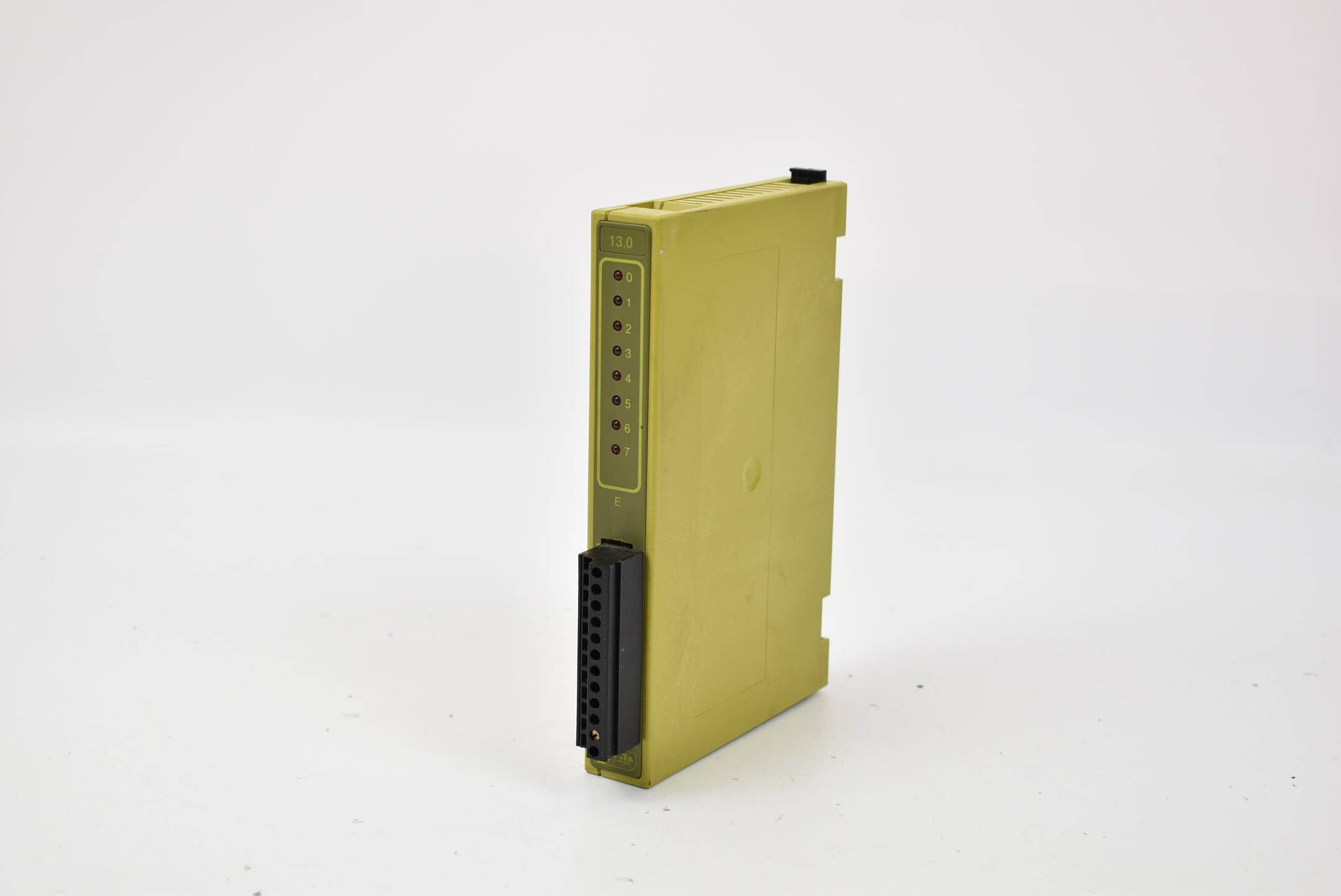Pilz 24V Entstörfilter 10ms C-P8-E Eingabe ( 306100 )