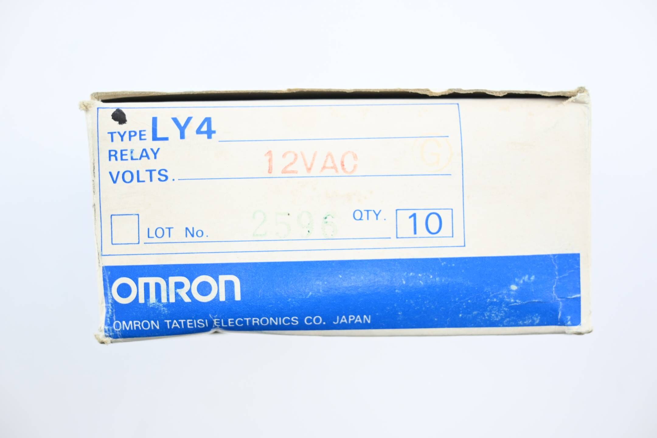 Omron 10 Stück Relais 12 VAC ( LY4 )