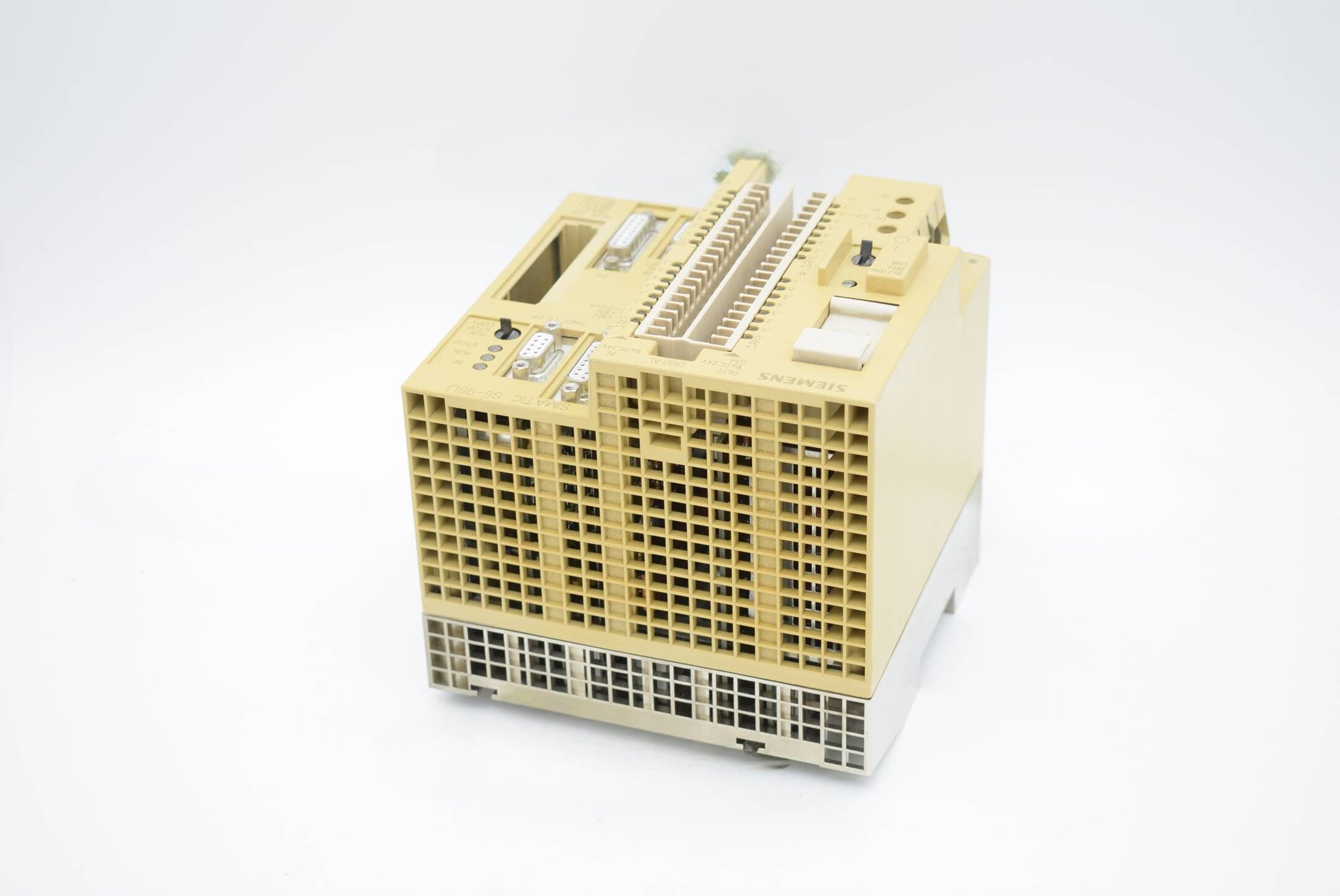 Siemens Simatic S5-95U Compact Profibus 6ES5 095-8ME01 ( 6ES5095-8ME01 ) E3