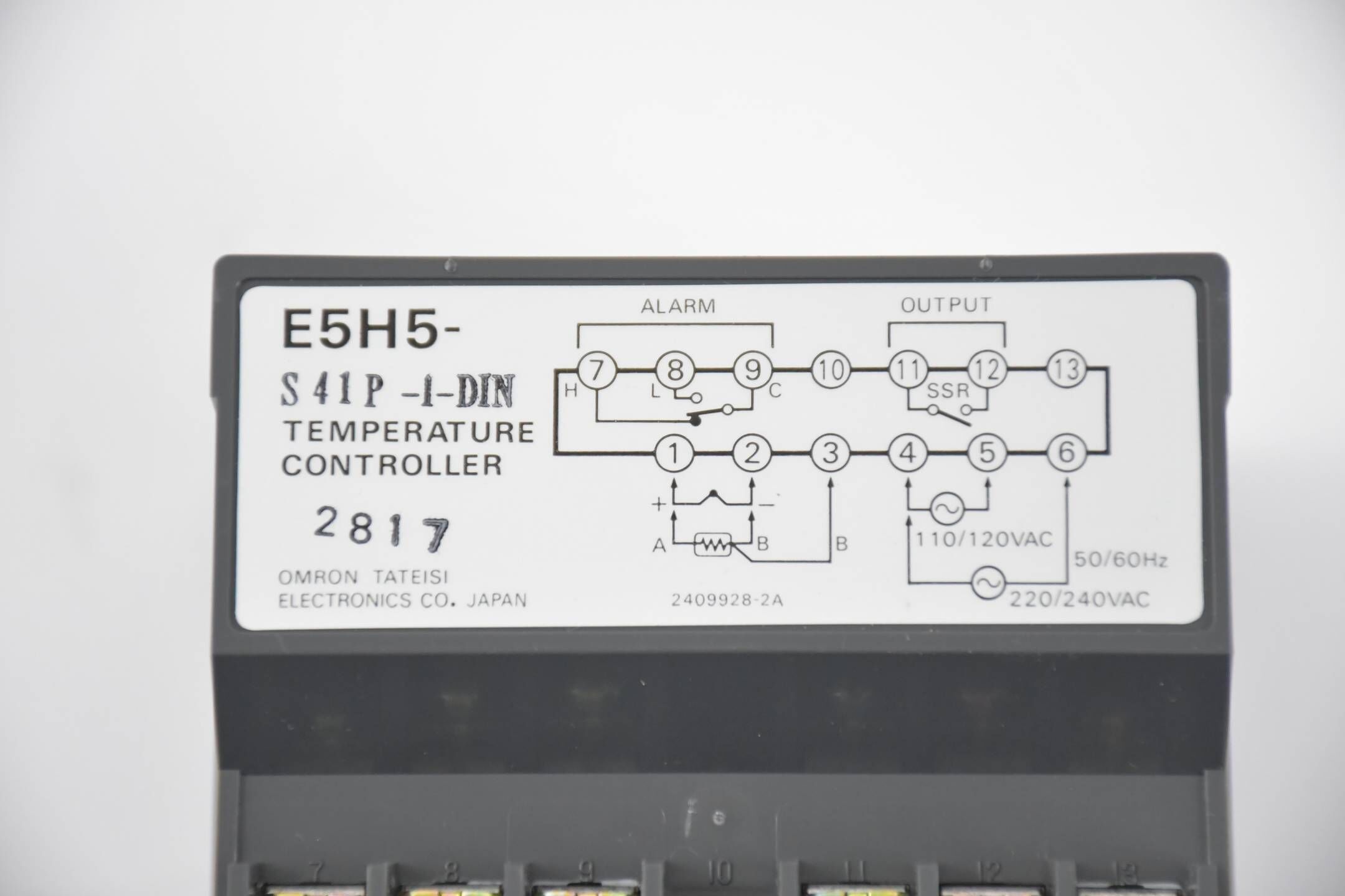 Omron Temperatur Controller ( 0-99.9C° AC110/120/220/240V ) E5H5-S41P-1-DIN
