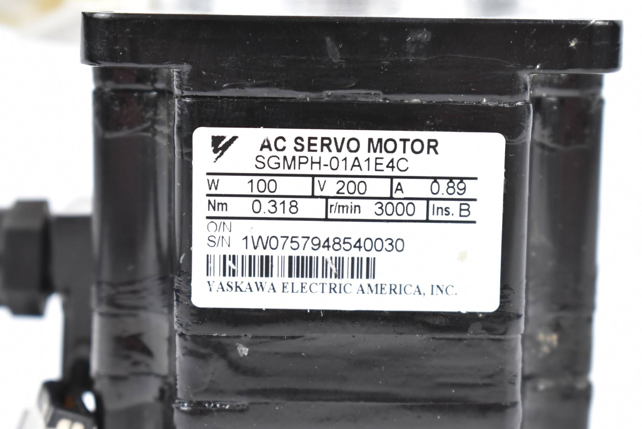 Yaskawa AC Servo Motor 100W 200V 0,89A 0,318Nm 3000r/min SGMPH-01A1E4C