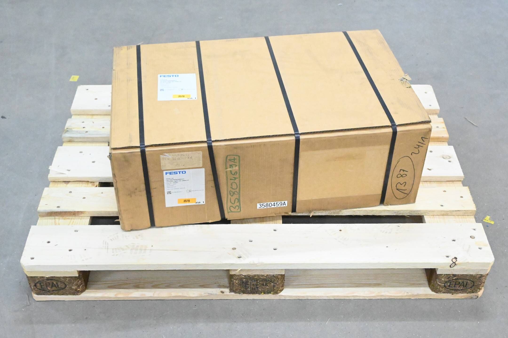Festo VTSA-F-FB ( 50E-F06GPQPAKANMKB-S 45P-N-XP2-SNPP-3AK-3JMML+P1 ) 547965