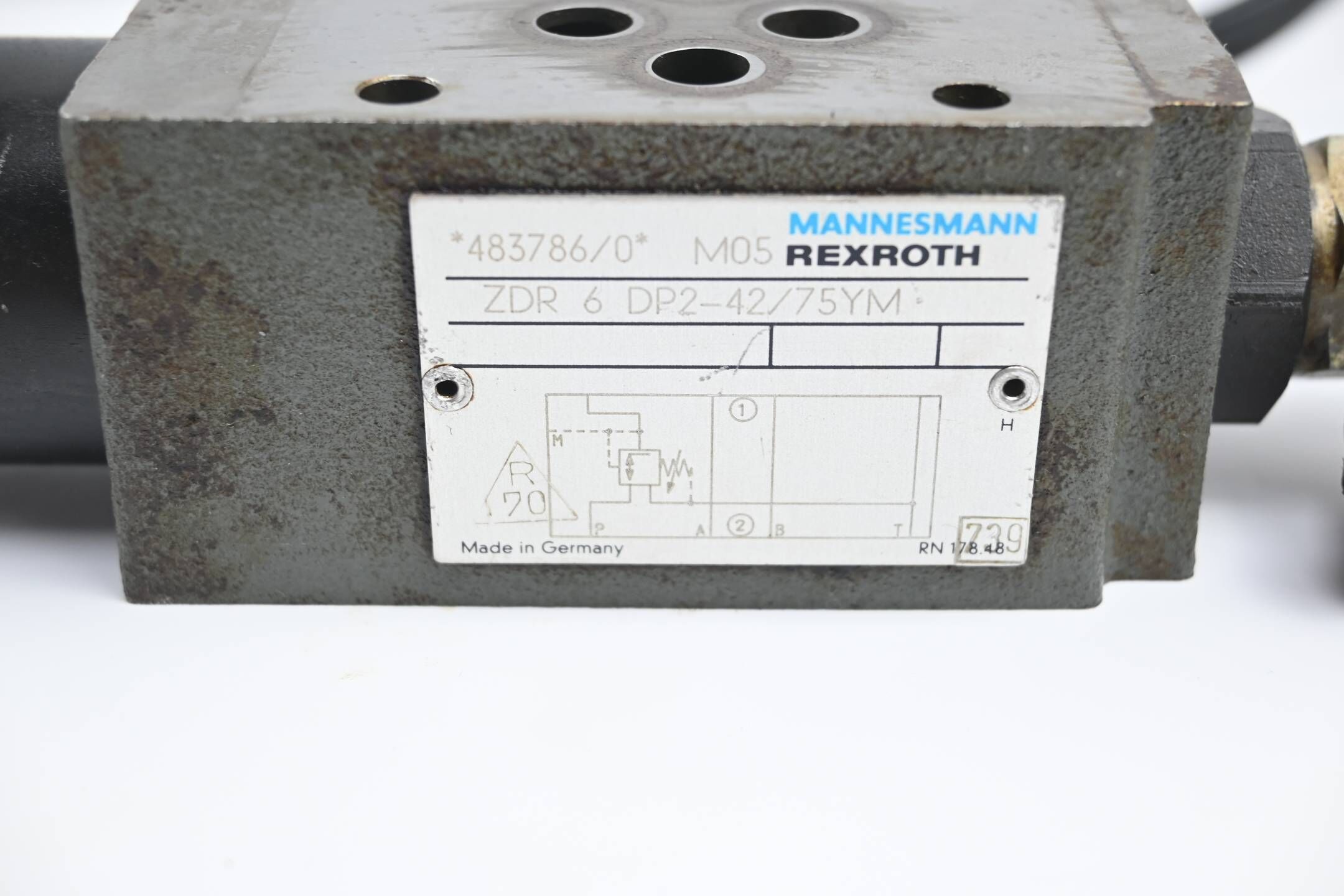 Rexroth Druckreduzierventil-Z ZDR6DP2-42/75YM inkl. Wika Manometer EN 837-1