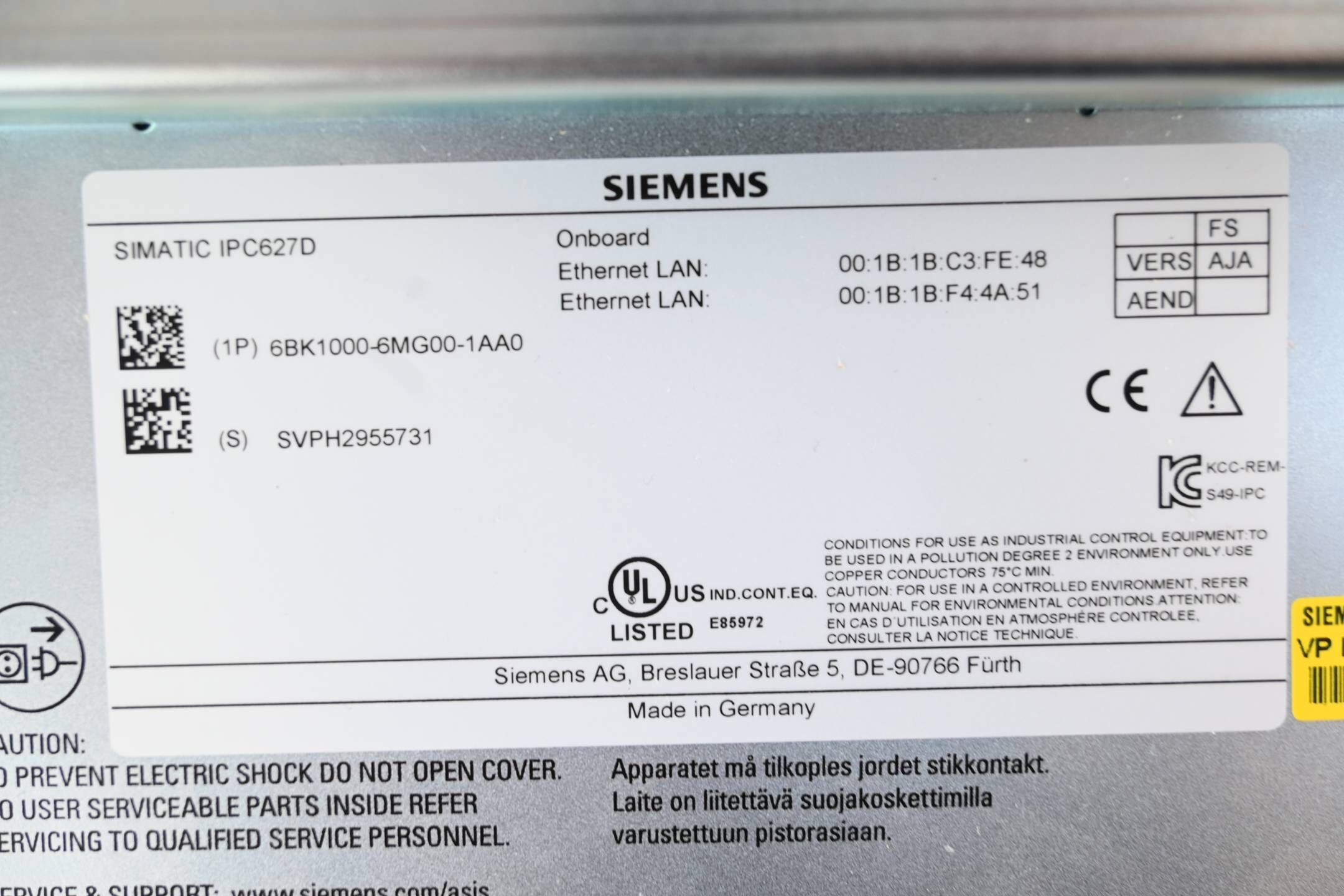 Siemens Simatic IPC627D 6BK1000-6MG00-1AA0 ( 6BK1 000-6MG00-1AA0 ) Ver. AJA