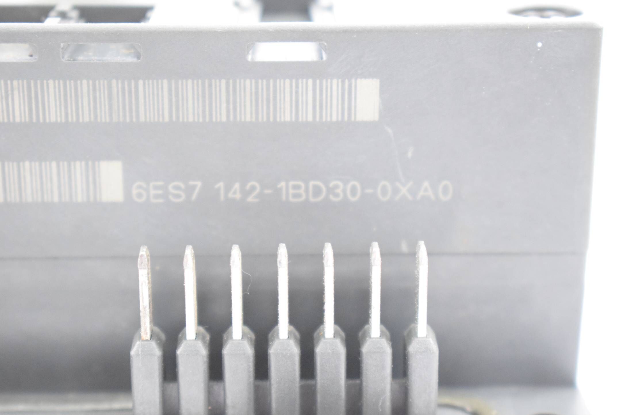 Siemens Simatic Digital Output Modul 6ES7142-1BD30-0XA0 ( 6ES7 142-1BD30-0XA0 )