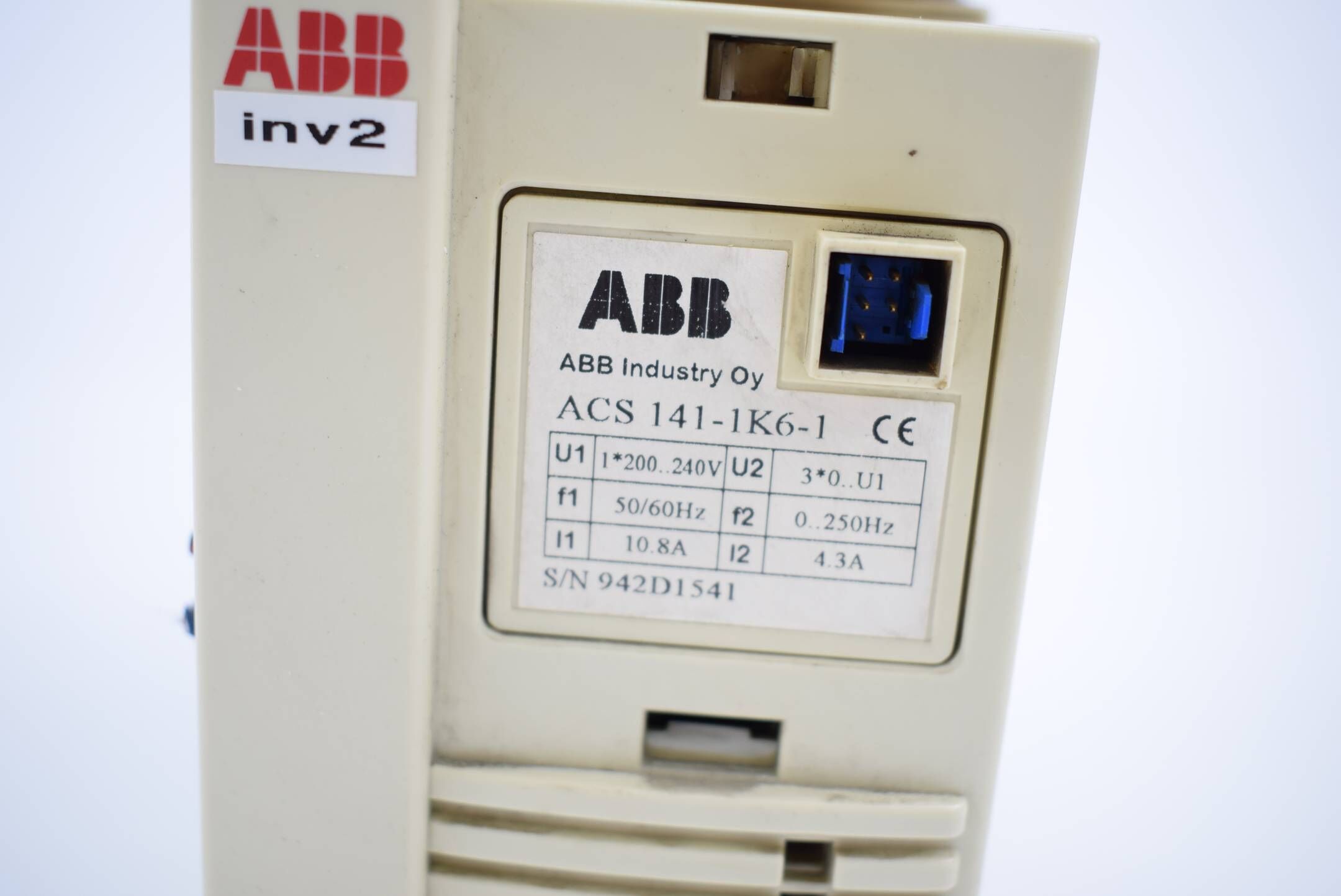 ABB Frequenzumrichter ACS 141-1K6-1 + ACS 100-FLT-A