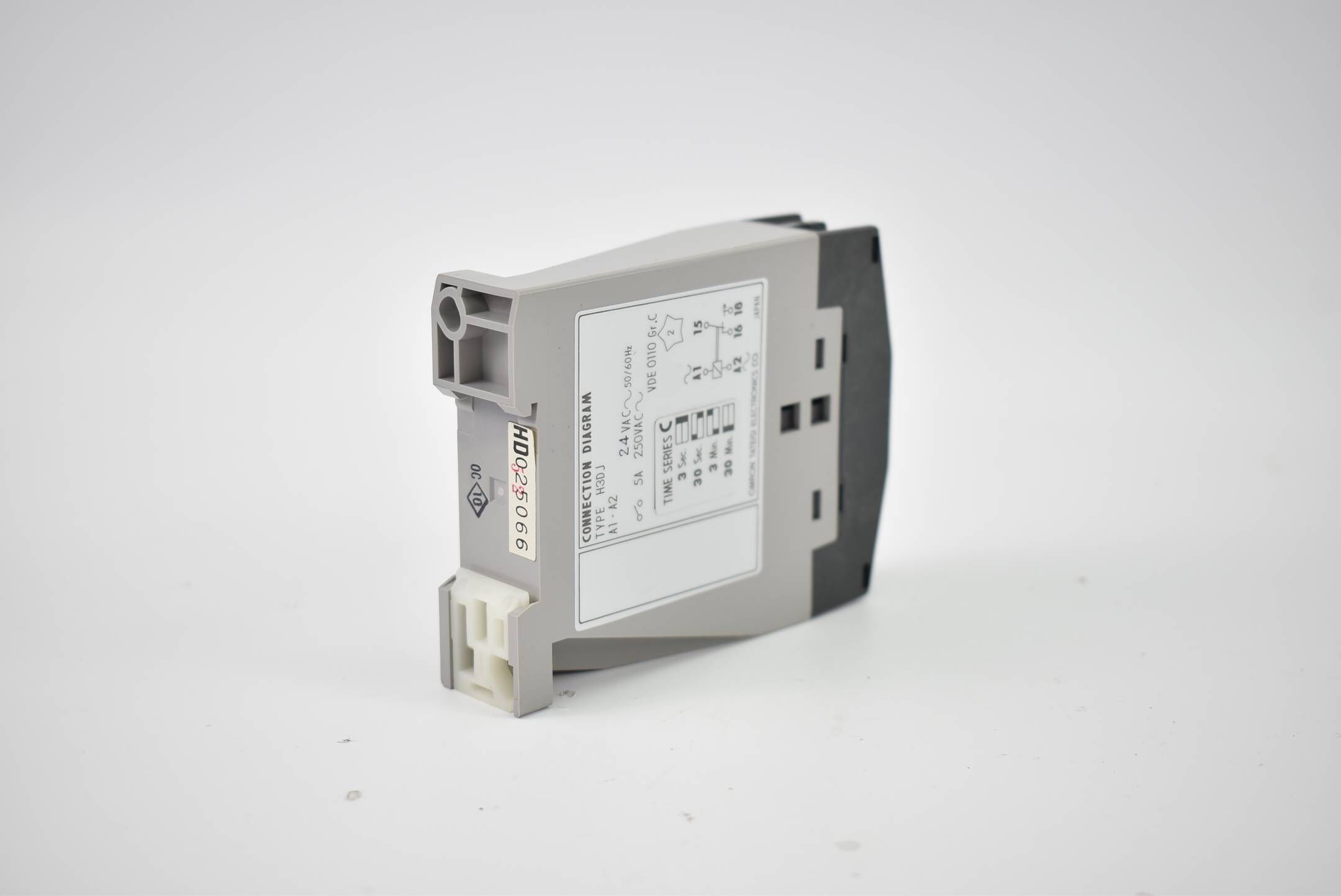 Omron Solid State Timer H3D-J ( AC24V 50-60 Hz ) Serie C
