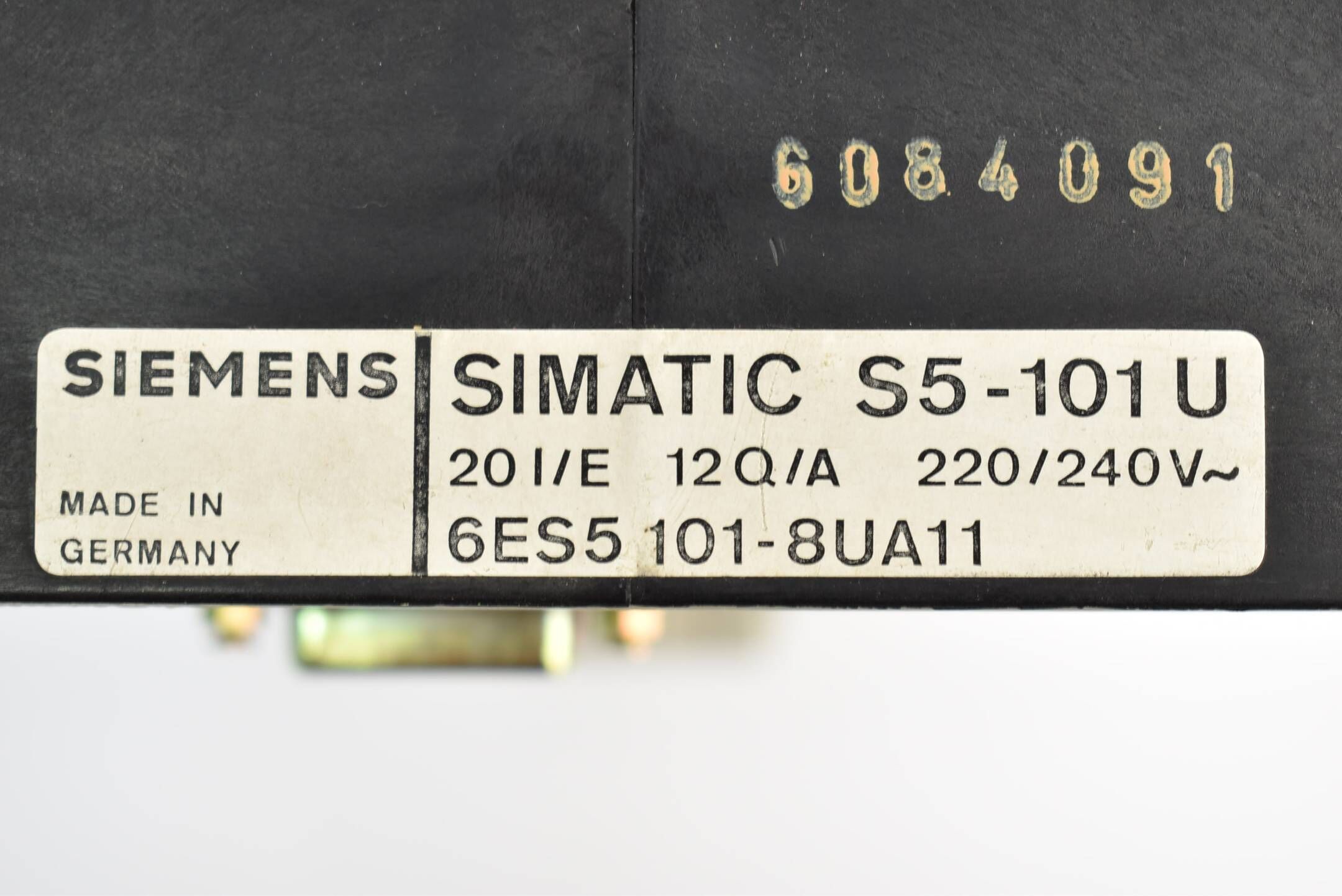 Siemens simatic S5-101U Zentralgerät 6ES5 101-8UA11 ( 6ES5101-8UA11 )