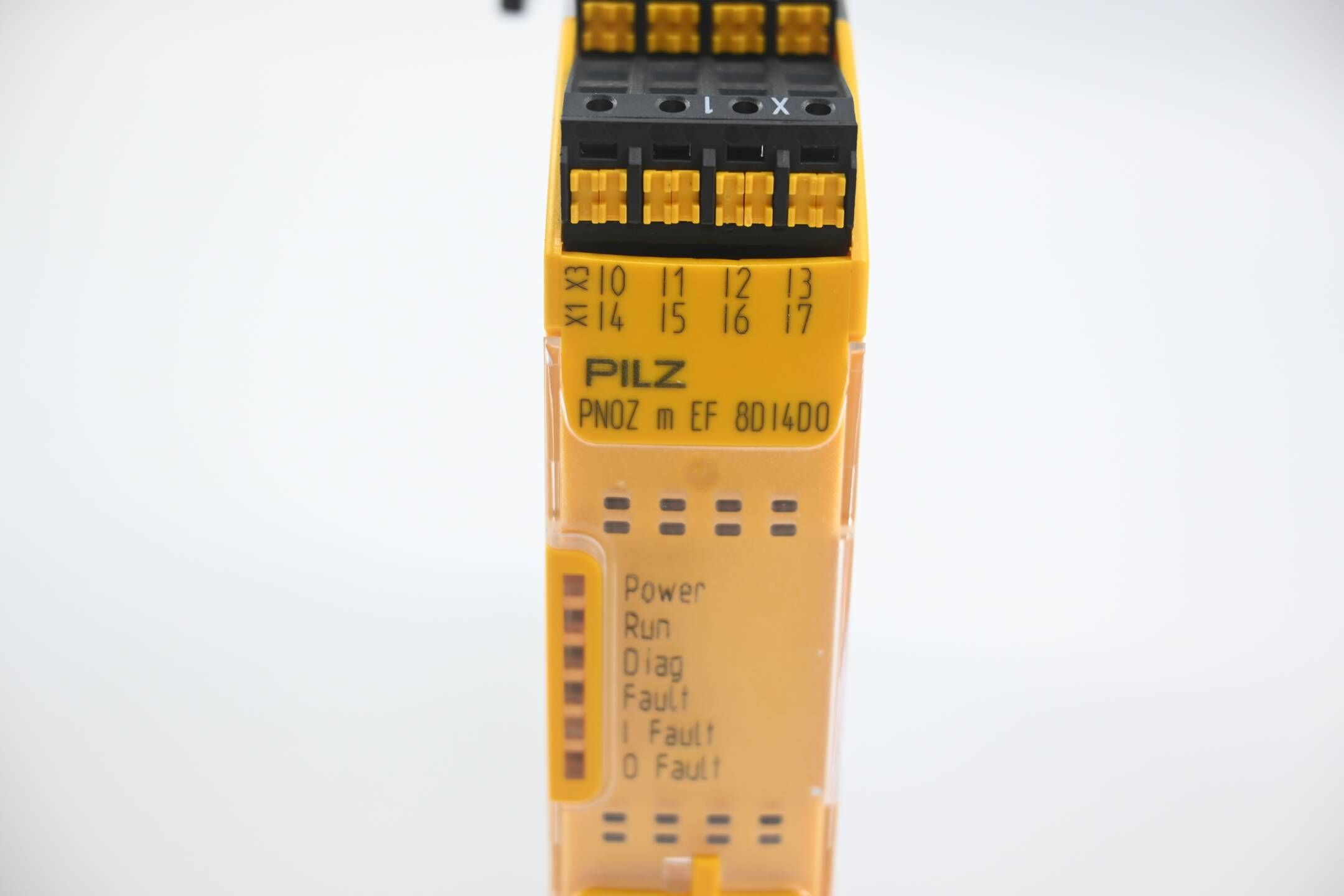 Pilz E/A Modul PNOZ m EF 8DI4DO ( 772142 )