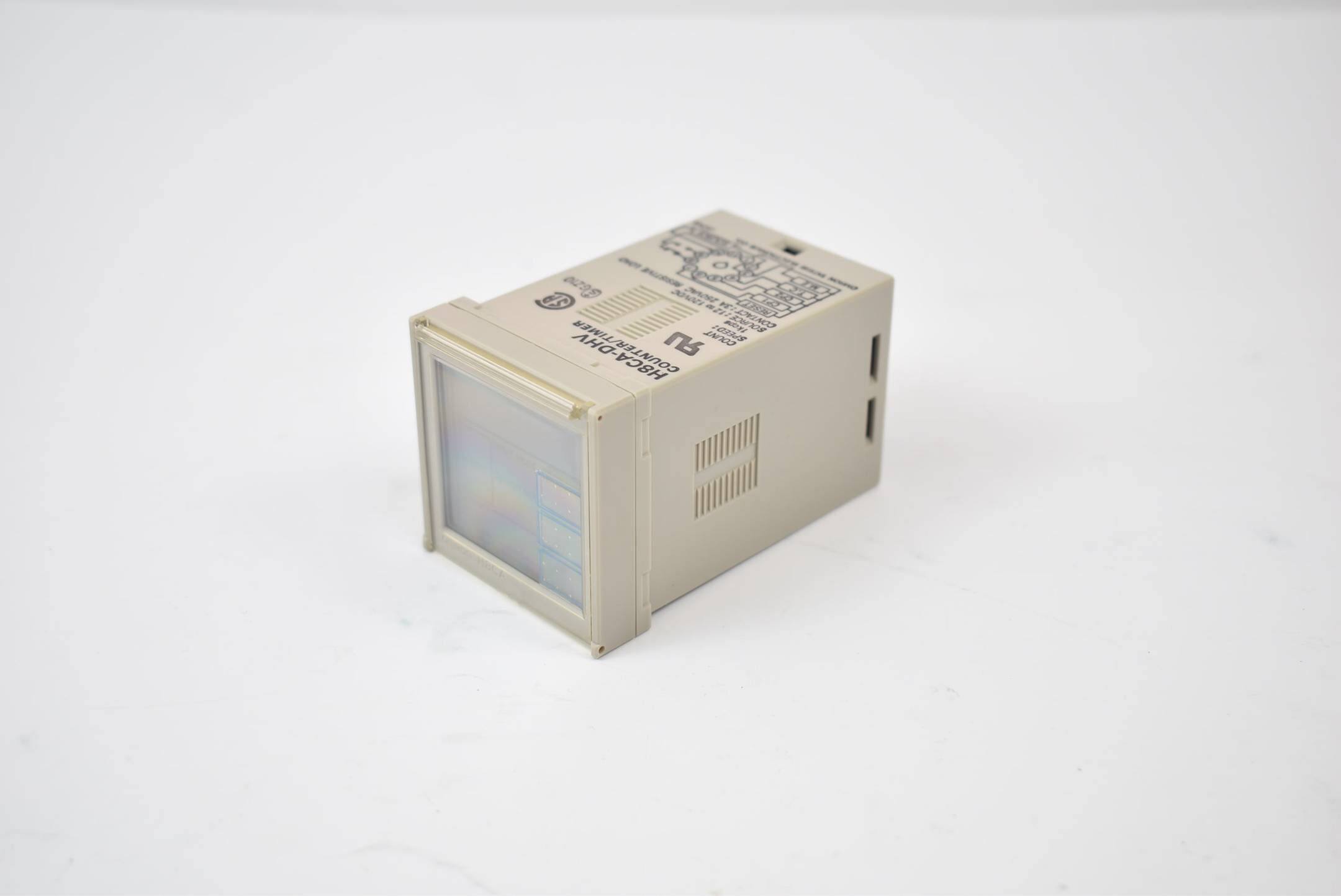 Omron Counter/Timer H8CA-DHV Count 999999 Time 9999.99s to 99999.9h 12 to 120VDC