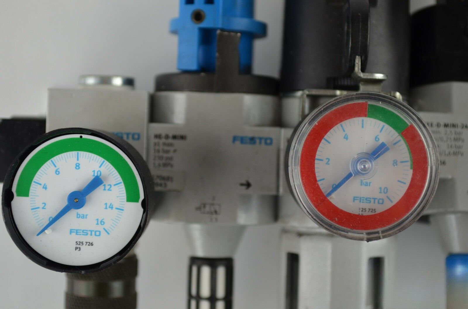 Festo Einheit HEE-D-MINI24 172956 / FRZ-D-MINI 170690