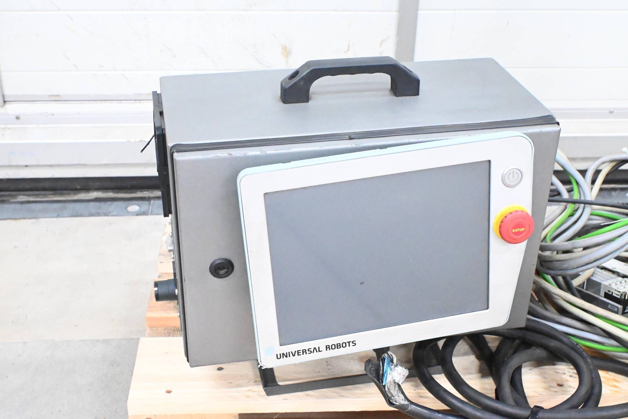 Universal Robots Industrieroboter UR10 inkl. Steuerung UR10 ( CB31UR10 ) Panel