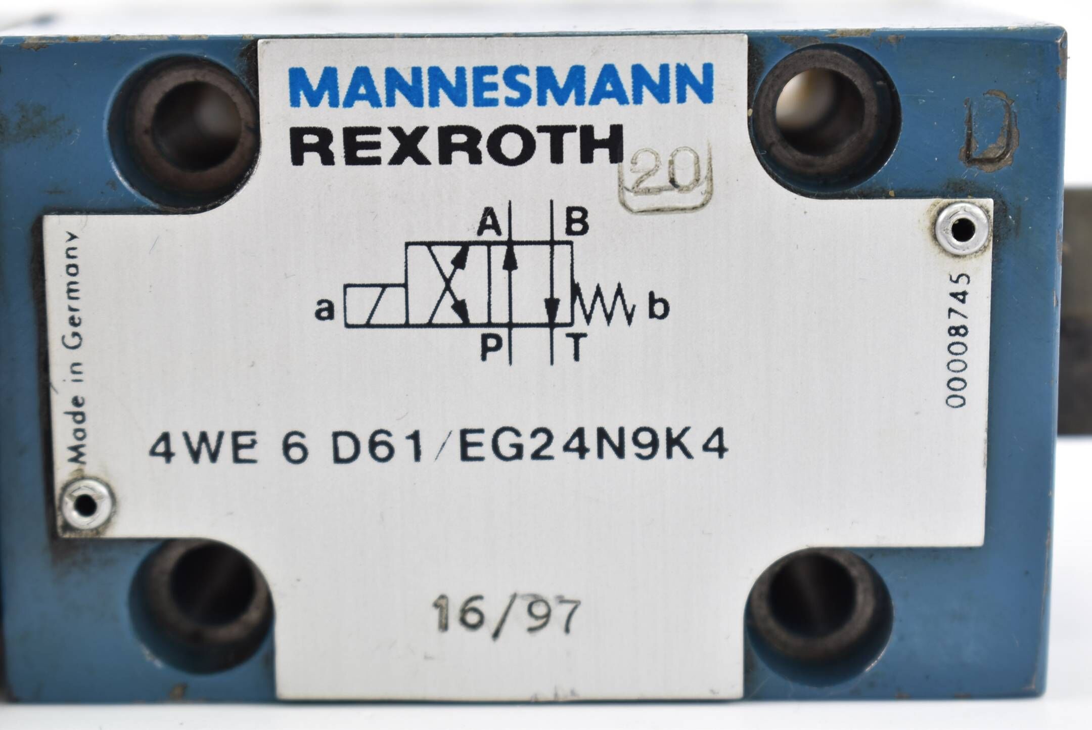 Mannesmann Rexroth Magnetventil 24 VDC 1,25 A 4WE6D61/EG24N9K4