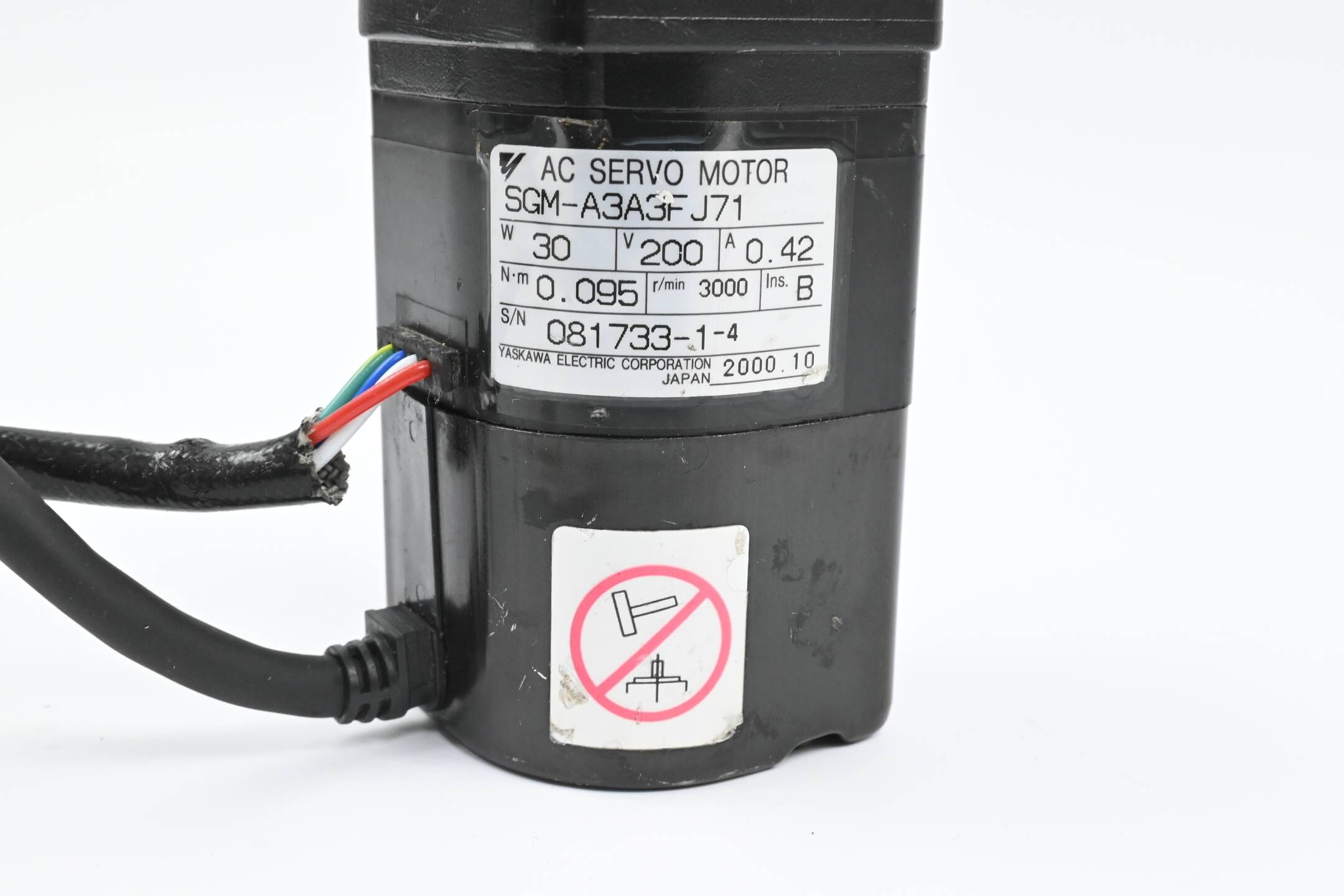 Yaskawa AC Servomotor SGM-A3A3FJ71 ( SGMA3A3FJ71 )