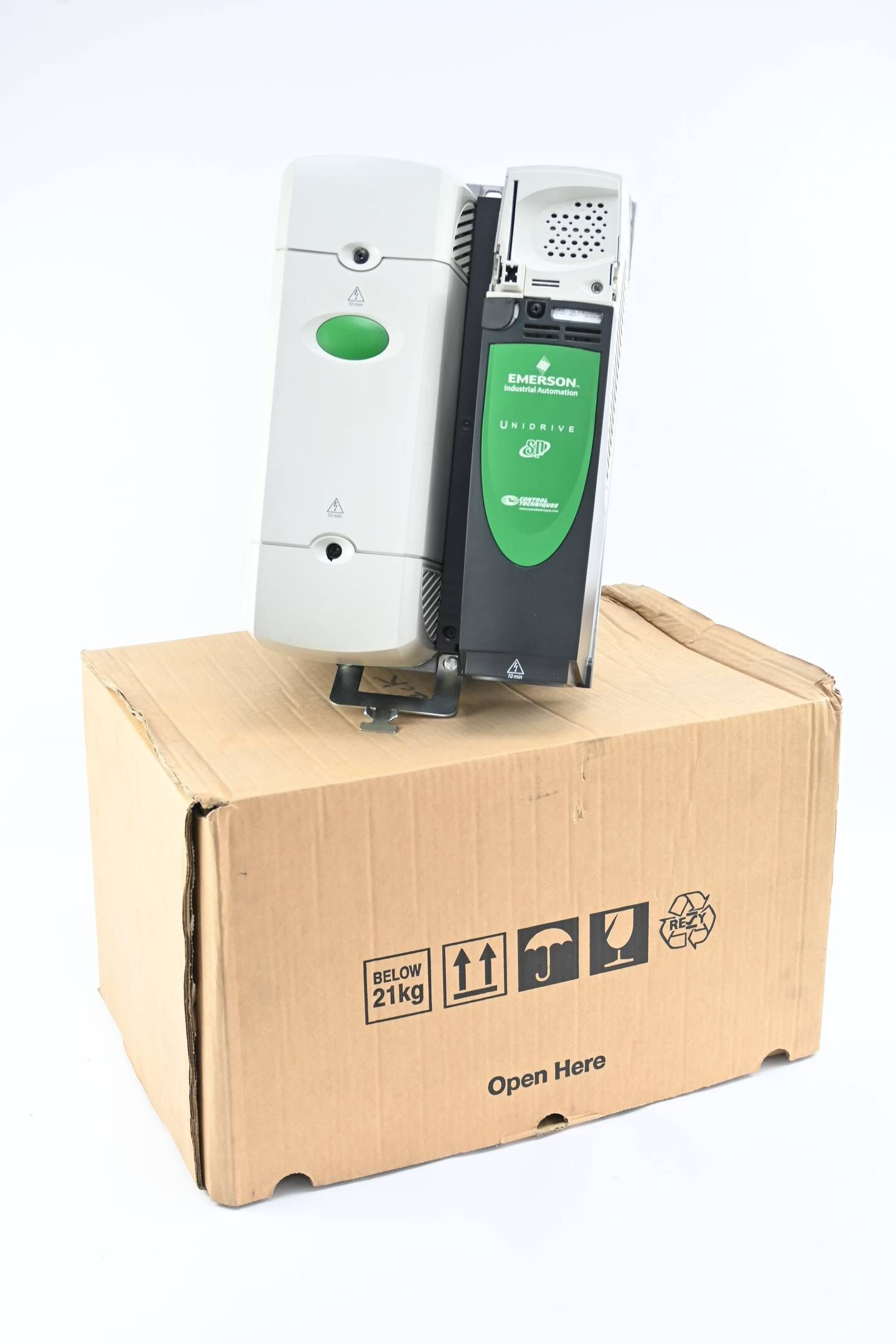 Emerson Control Techniques Unidrive SP3401 ( 18.0/18.5kW ) 