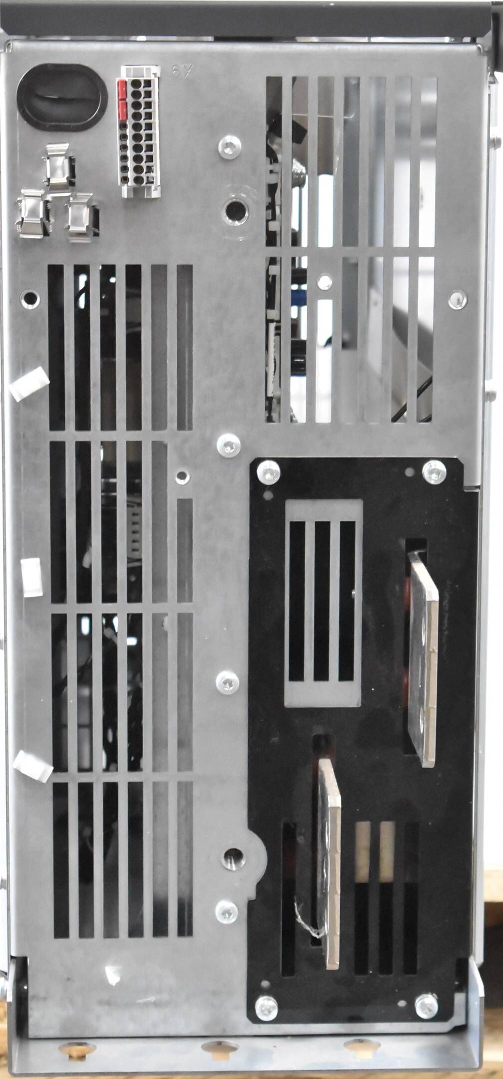 Siemens 675-1080V 903A 710kW 6SL3325-1TG37-4AA3 ( 6SL3 325-1TG37-4AA3 ) E.C