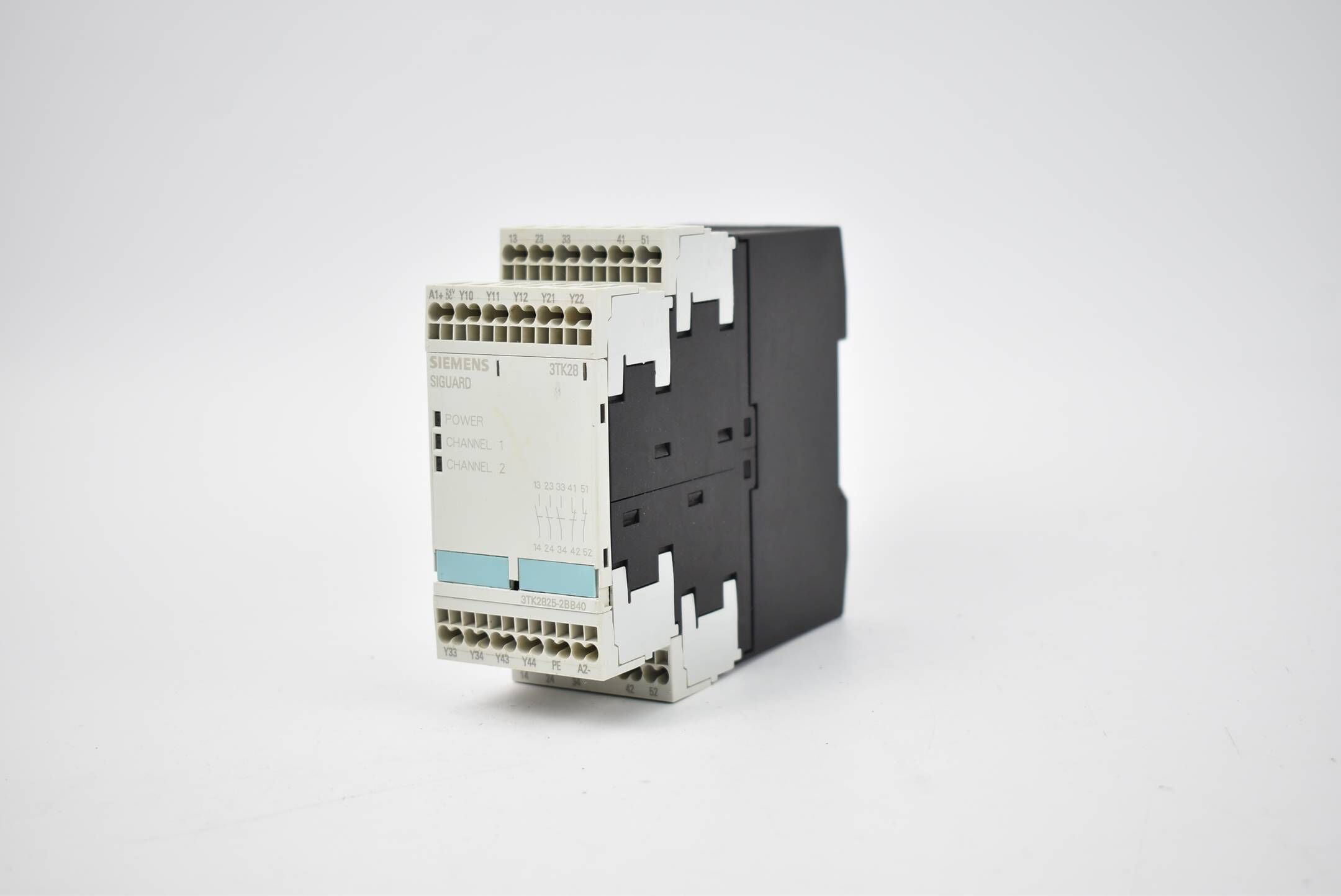 Siemens siguard Sicherheitsschaltgerät 3TK2 825-2BB40 ( 3TK2825-2BB40 )