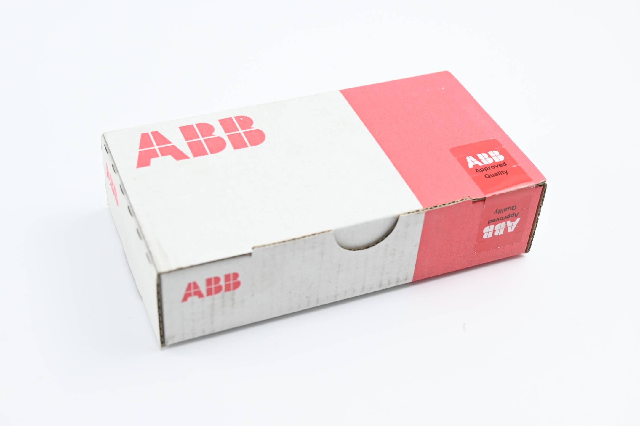 ABB Safety I/O Terminal Unit TU582-S-XC ( 1SAP481200R0001 )