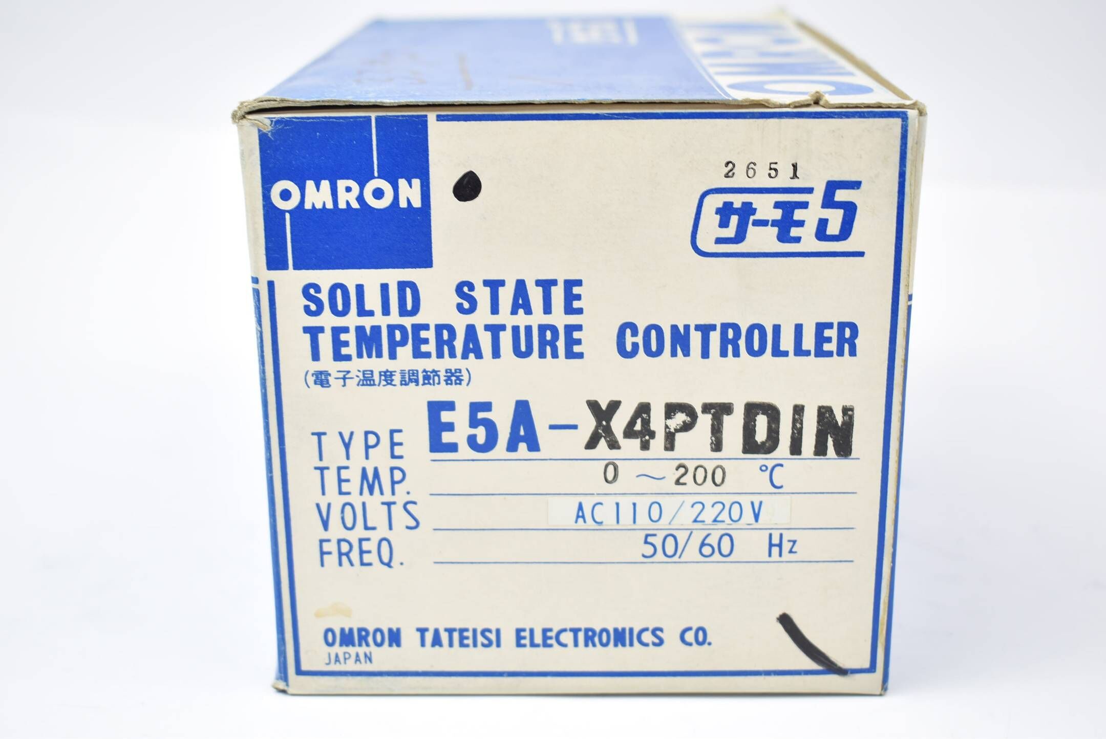 Omron Temperature Controller E5A-X4PTDIN 0-200°C 110 / 220 VAC