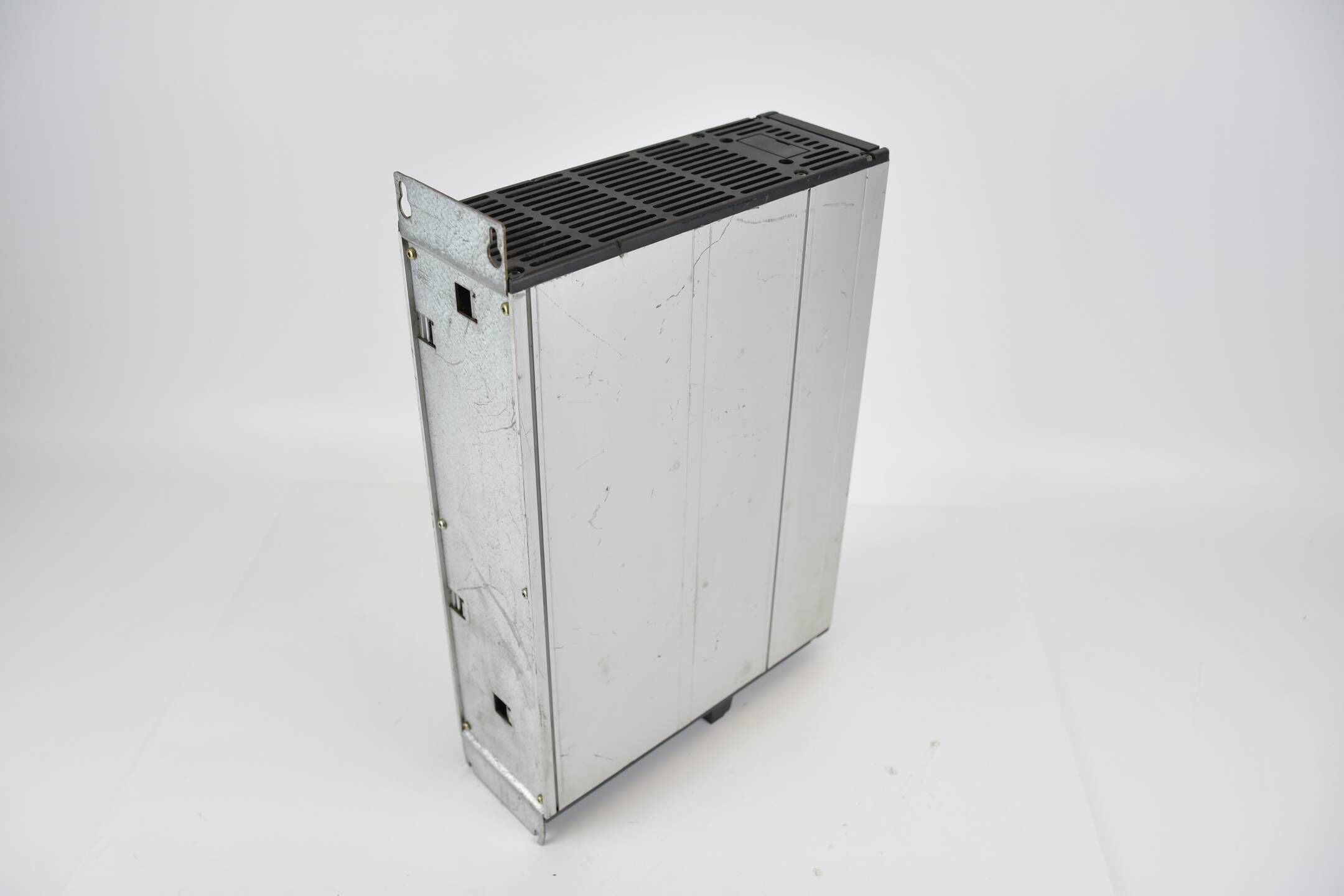 Danfoss VLT® 5000 Frequenzumrichter VLT5003PT5B20STR3D0F00A00C0 ( 175Z0043 )