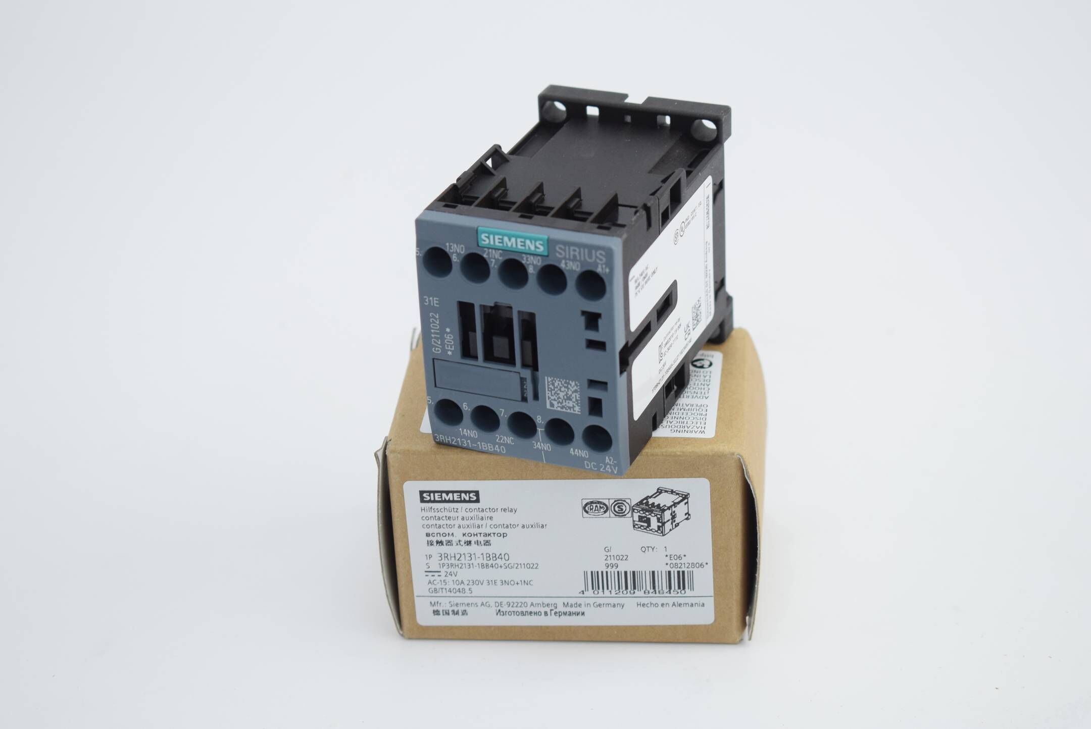 Siemens contactor relay 3RH2131-1BB40 ( 3RH2 131-1BB40 ) E6