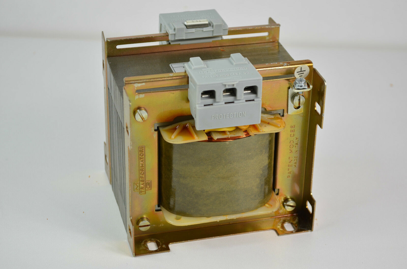 Transformatori V230/400 0,4kVA Transformator