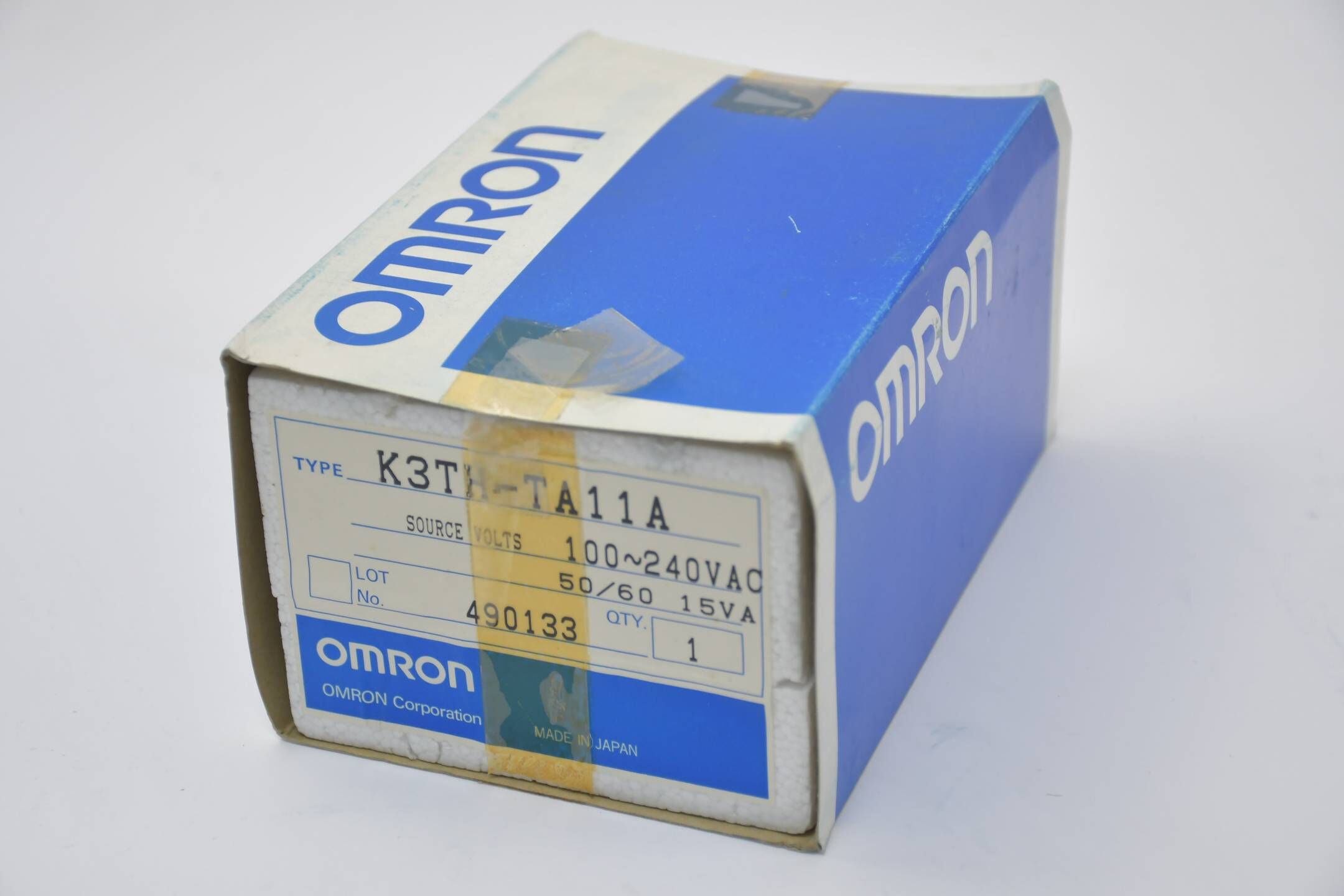 Omron Temperature Intelligent Signal Processor 100/240 VAC ( K3TH-TA11A )
