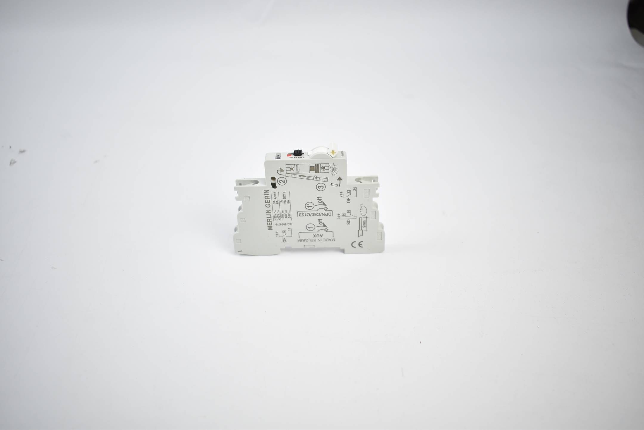 Merlin Gerin Hilfsschalter umschaltbar multi 9 OF+SD/OF 3A 415V ~  26929