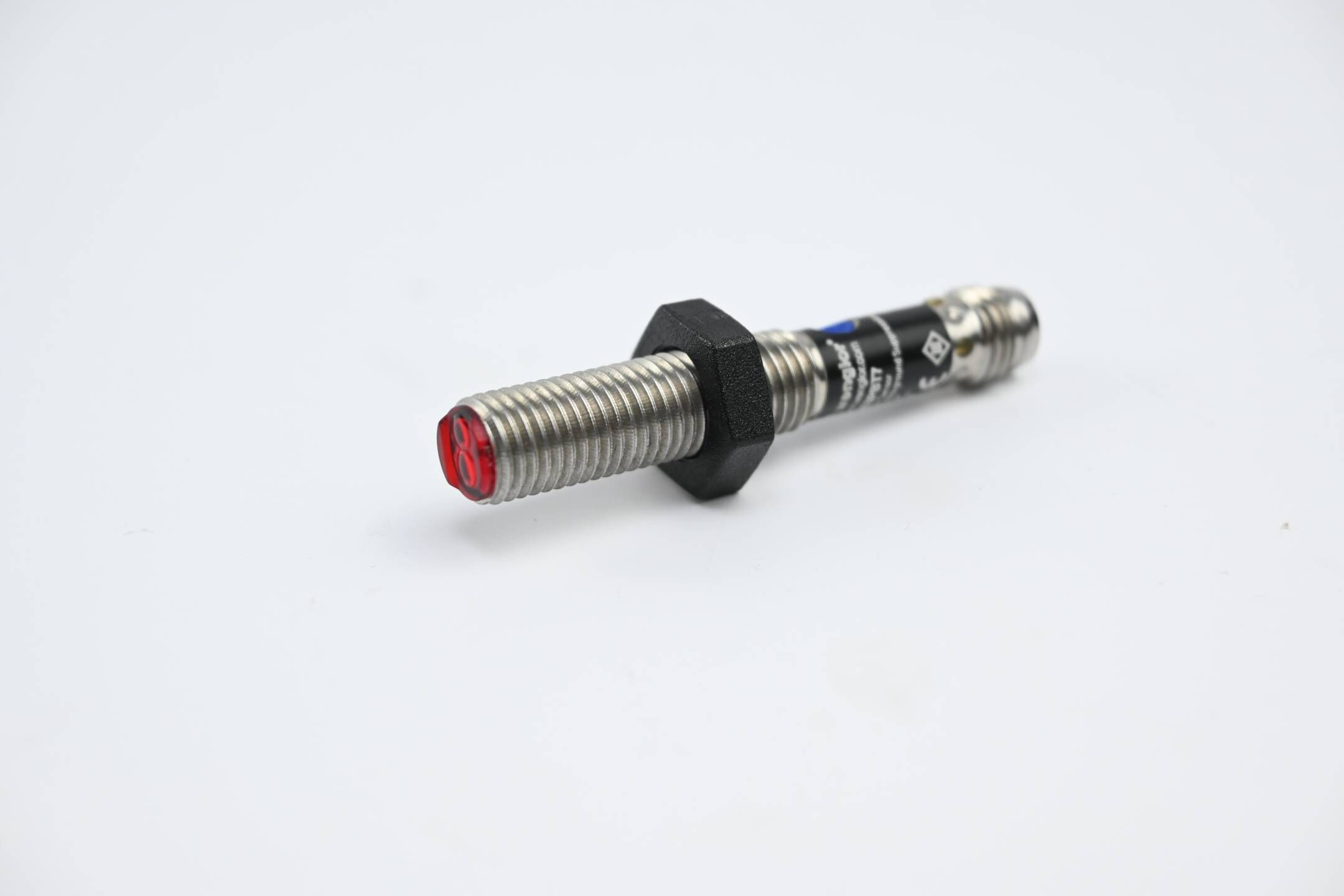 Wenglor Reflextaster mit Hintergrundausblendung HB03PBT7