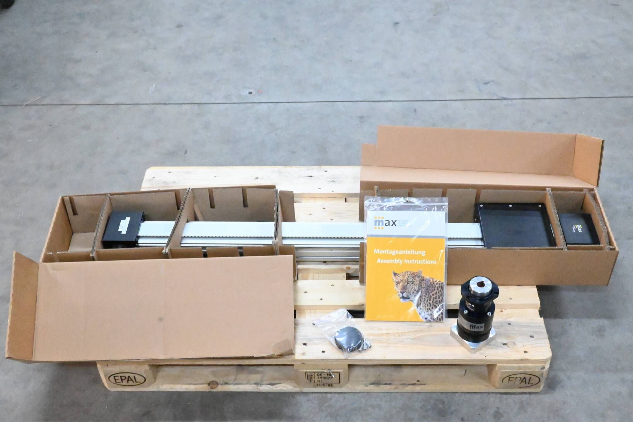 Max GmbH Linearmodul MZK 090.200.1400.33ZnNi.73