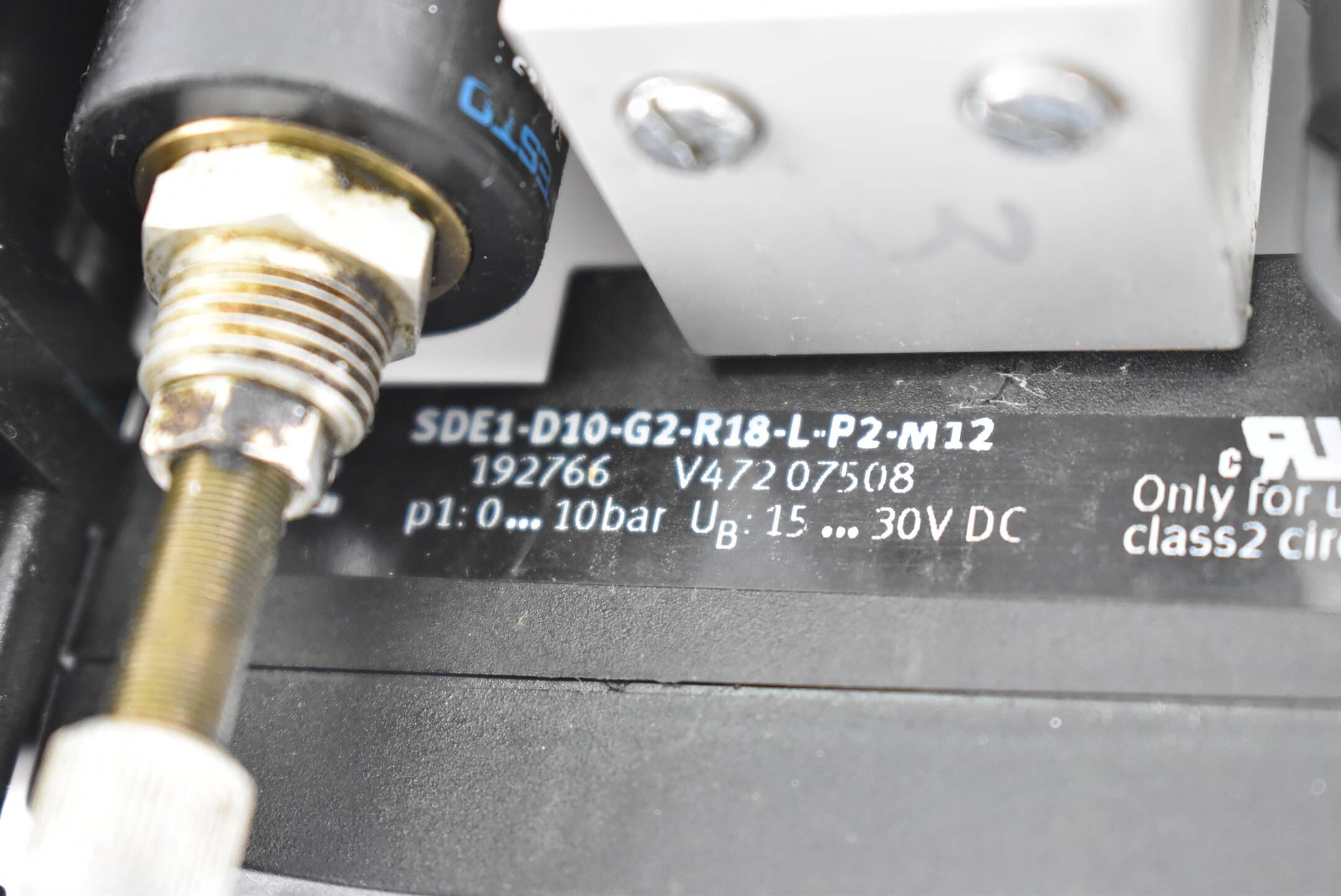 Festo 542494 + H-3,3-SA ( 13027 ) + Drucksensor 5DE1-D10-G2-R18-L-P2-M12
