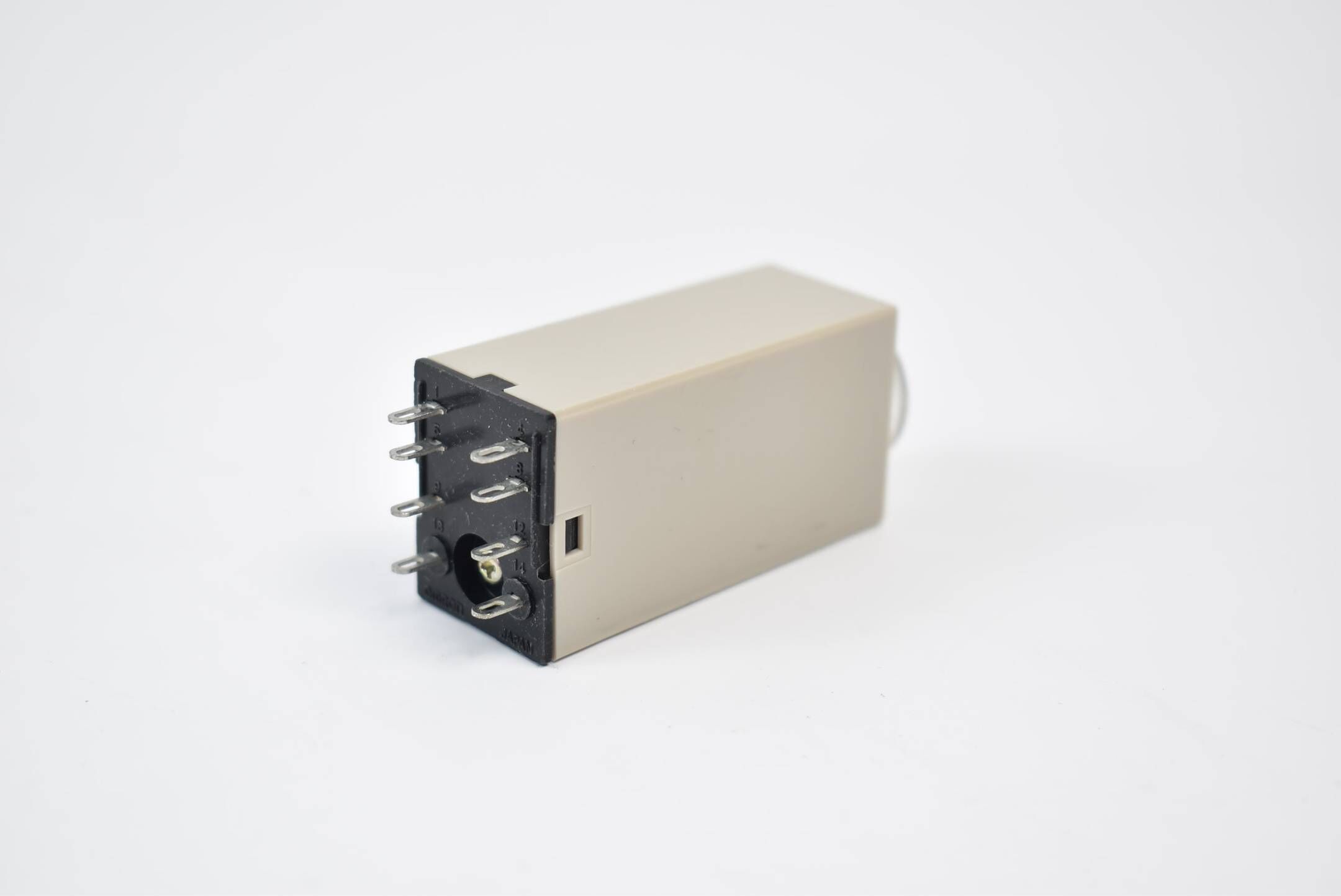 Omron Timer 1s H3Y-2-7 ( 24V AC )