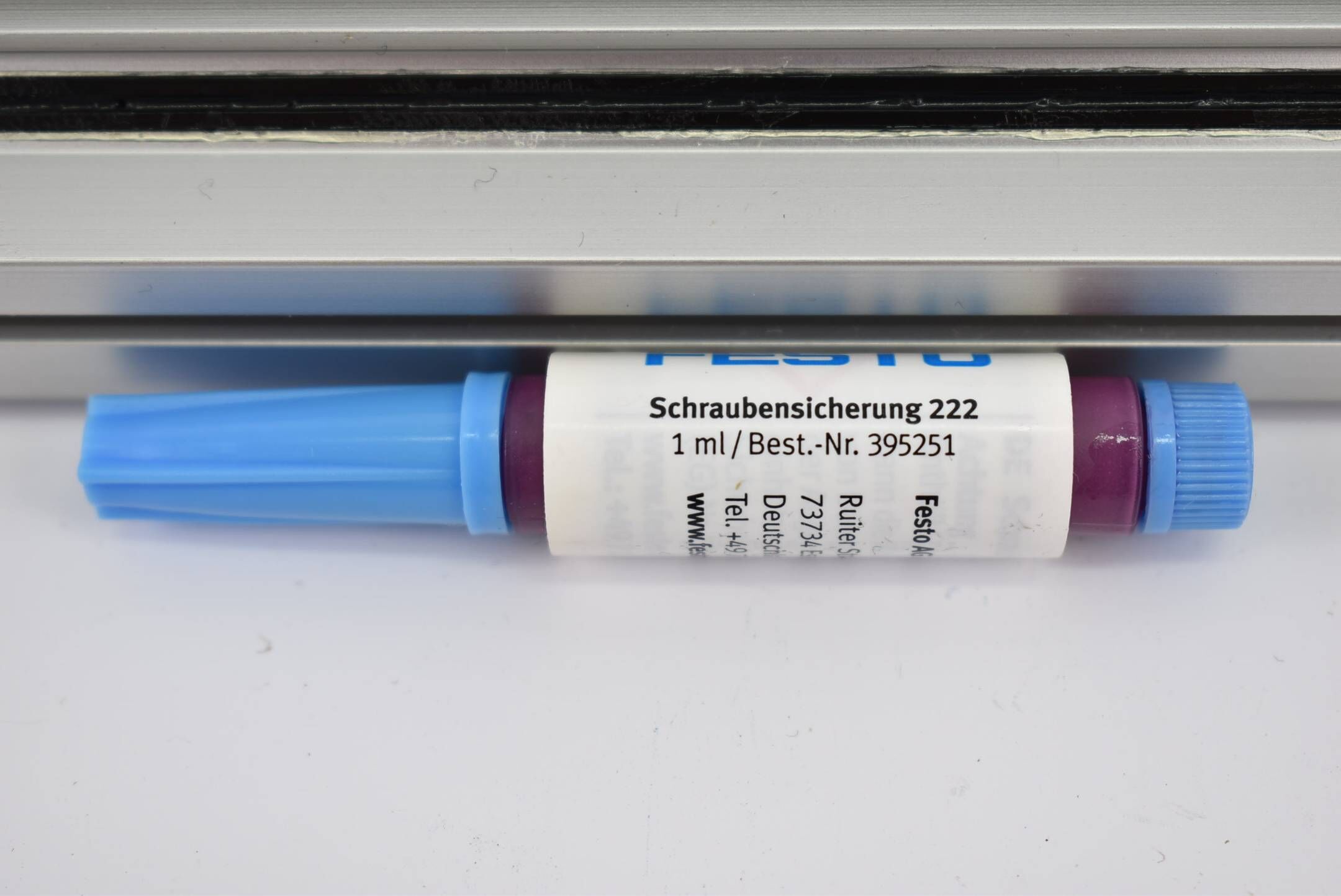 Festo Linearantrieb 2,5-8 bar DGC-12-250-KF-YSRW-A ( 530907 )