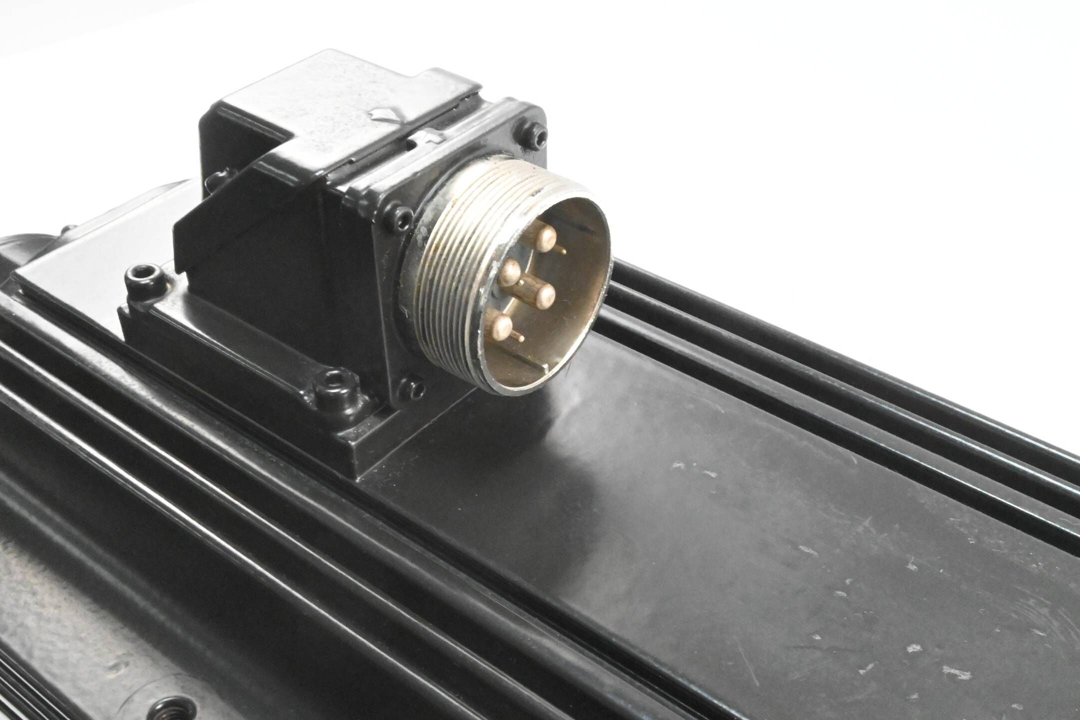 Indramat Permanent Magnet Motor MDD112C-N-030-N2M-130GB3 ( R911272488 )