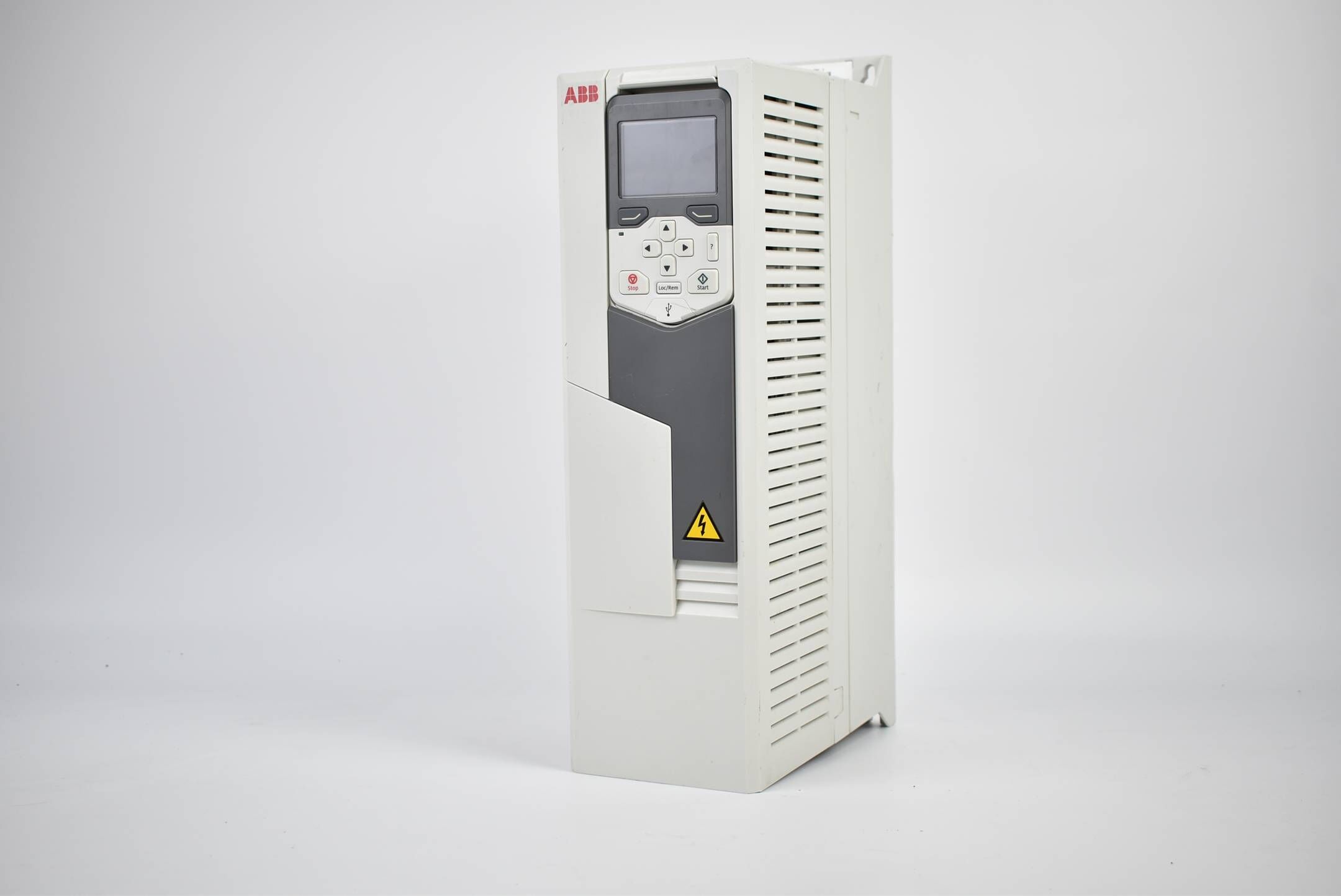 ABB Frequenzumrichter ACS580-01-026A-4 inkl. Bedienpanel ACS-AP-S