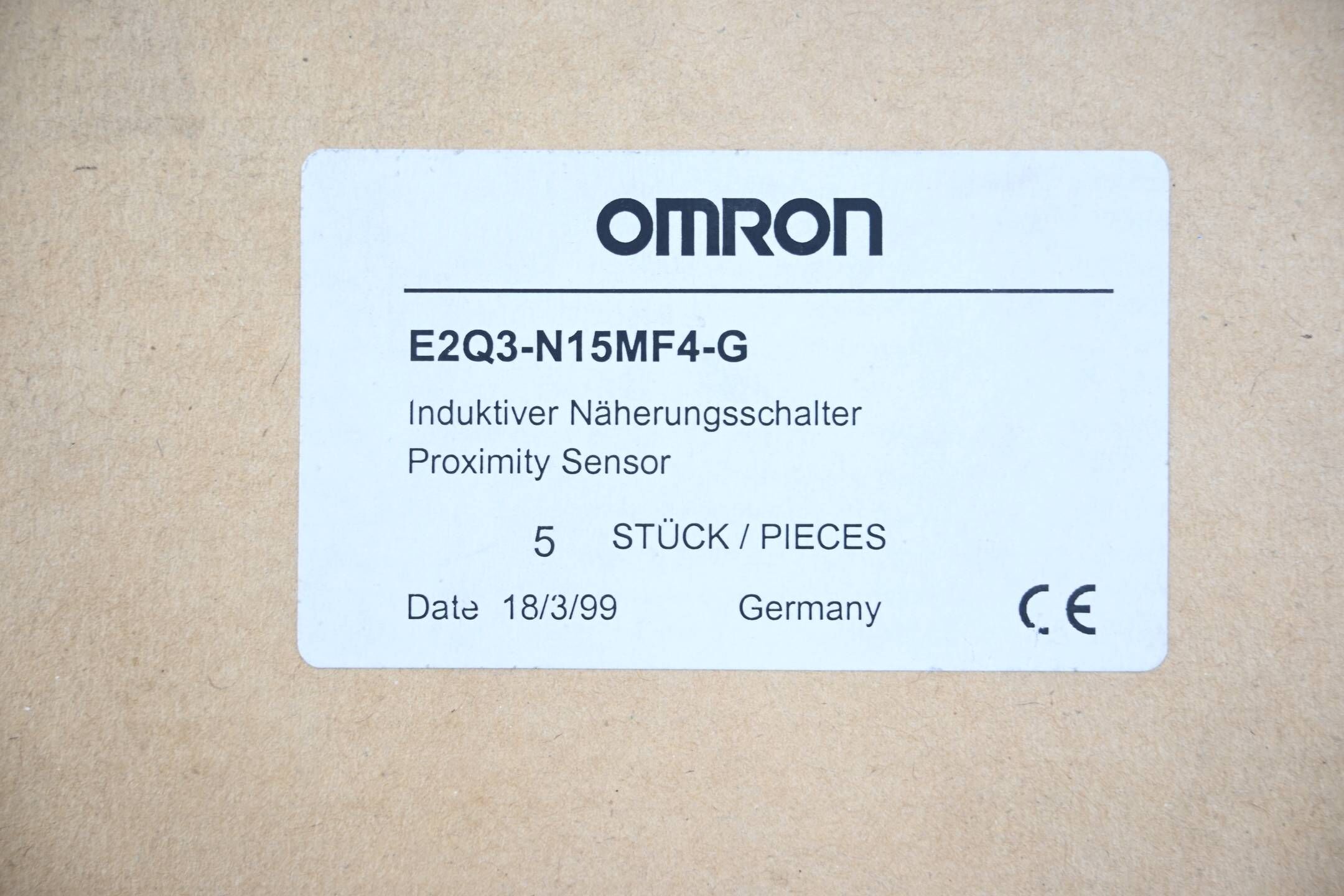 Omron 5 Stück Induktiver Näherungsschalter E2Q3-N15MF4-G