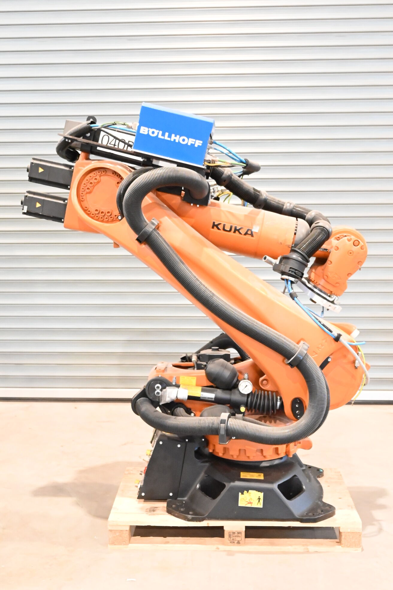 Kuka Industrieroboter KR240 R2900 ultra inkl. Schaltschrank KRC4 + 00-168-334