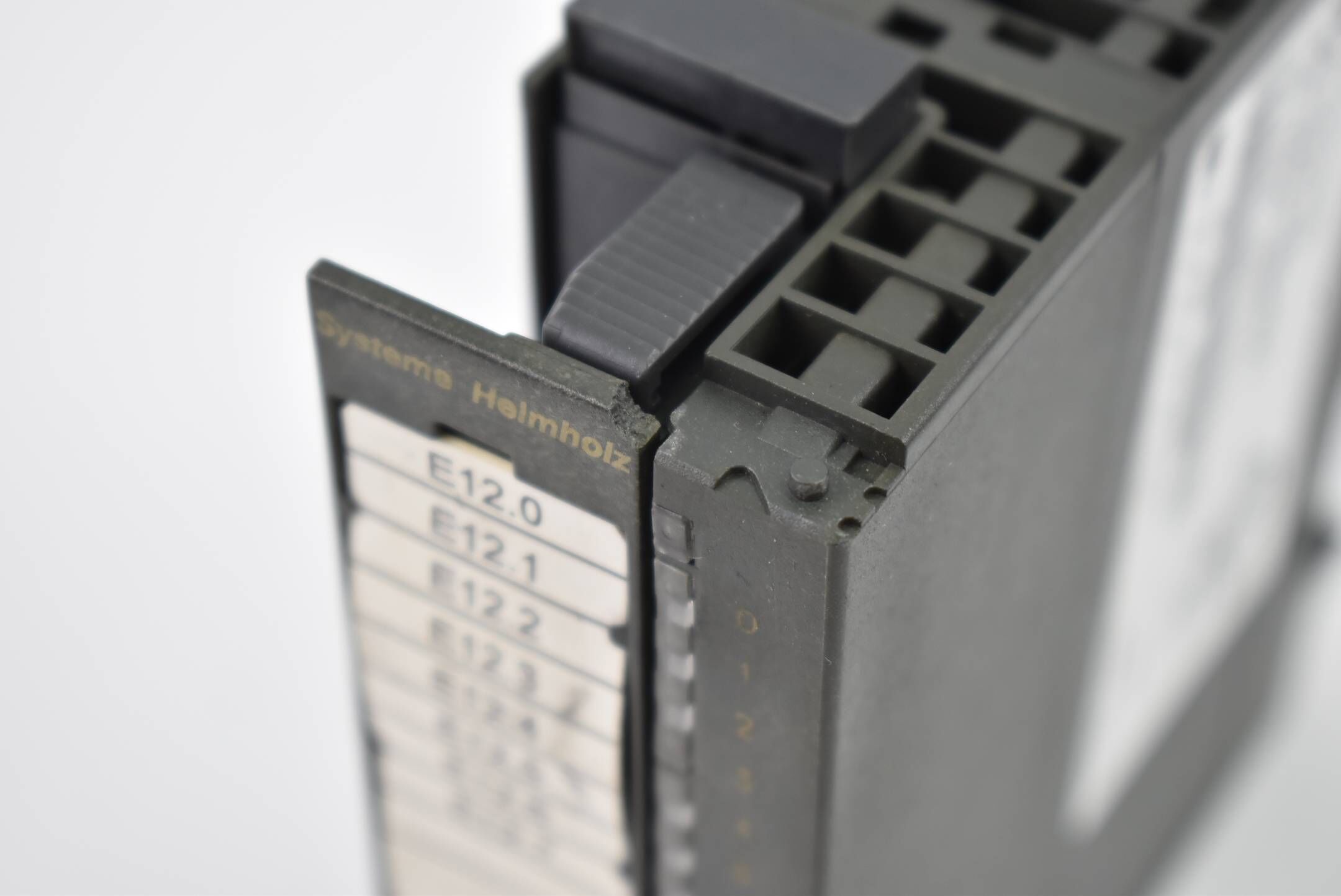 Helmholz Digital In-/Output Modul 700-323-1BH01