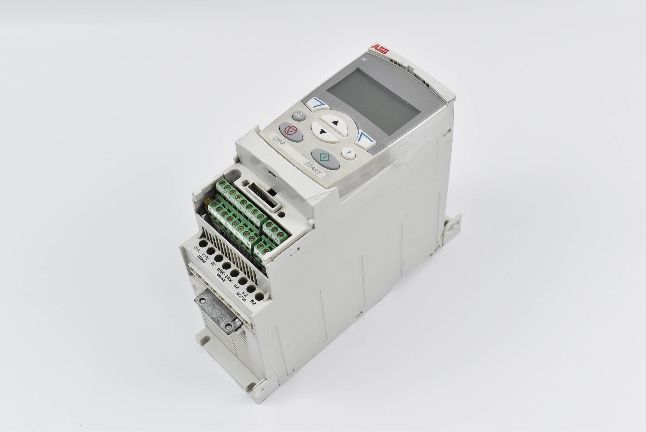ABB Frequenzumrichter ACS350-03E-08A8-4 inkl. ACS-CP-A Bedienpanel