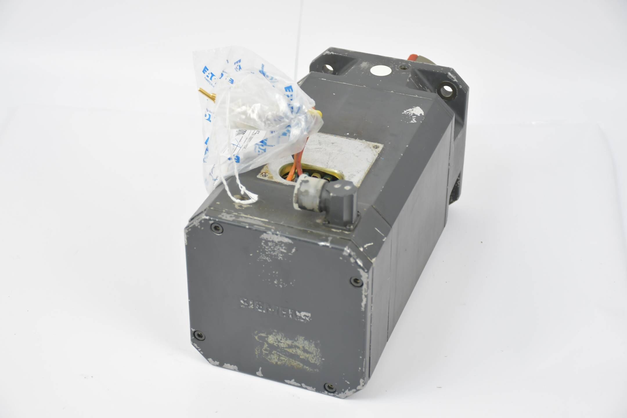 Siemens Brushless Servomotor 1FT6084-1AF71-1EG1 ( 1FT6 084-1AF71-1EG1 )