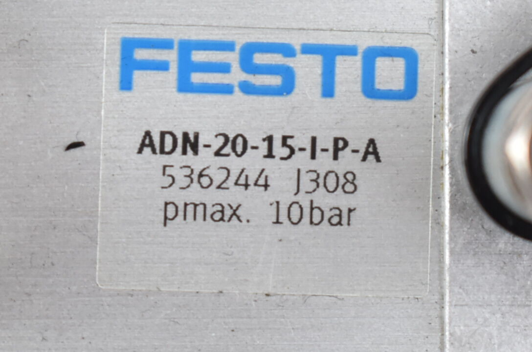 Festo Kompaktzylinder ADN-20-15-I-P-A ( 536244 ) max. 10bar