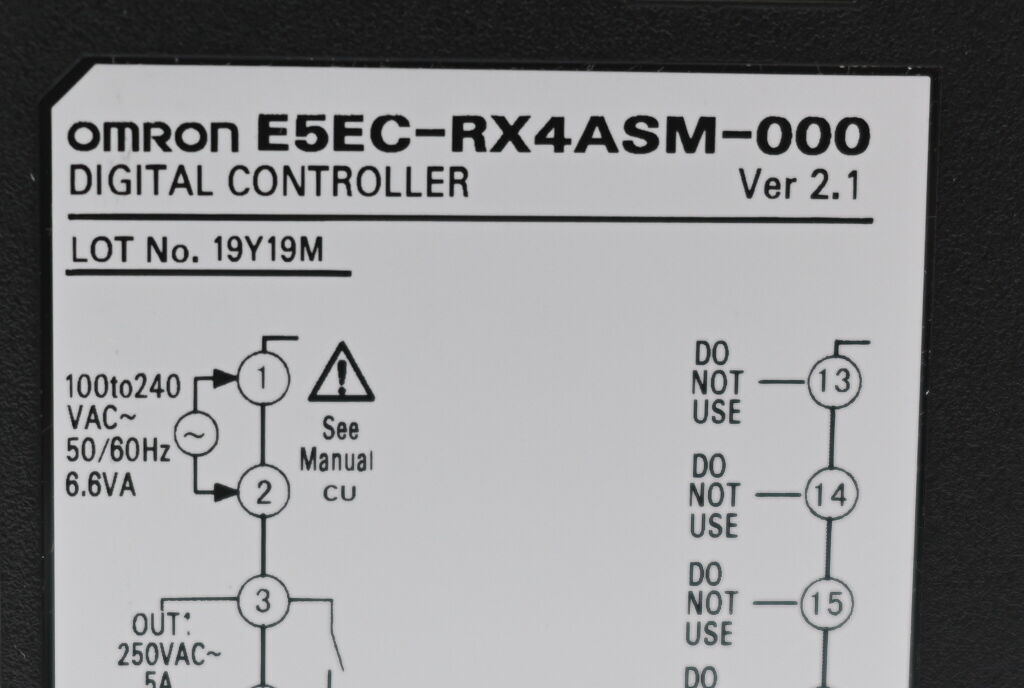 Omron Temperaturregler E5EC-RX4ASM-000 ( Ver. 2.1 )