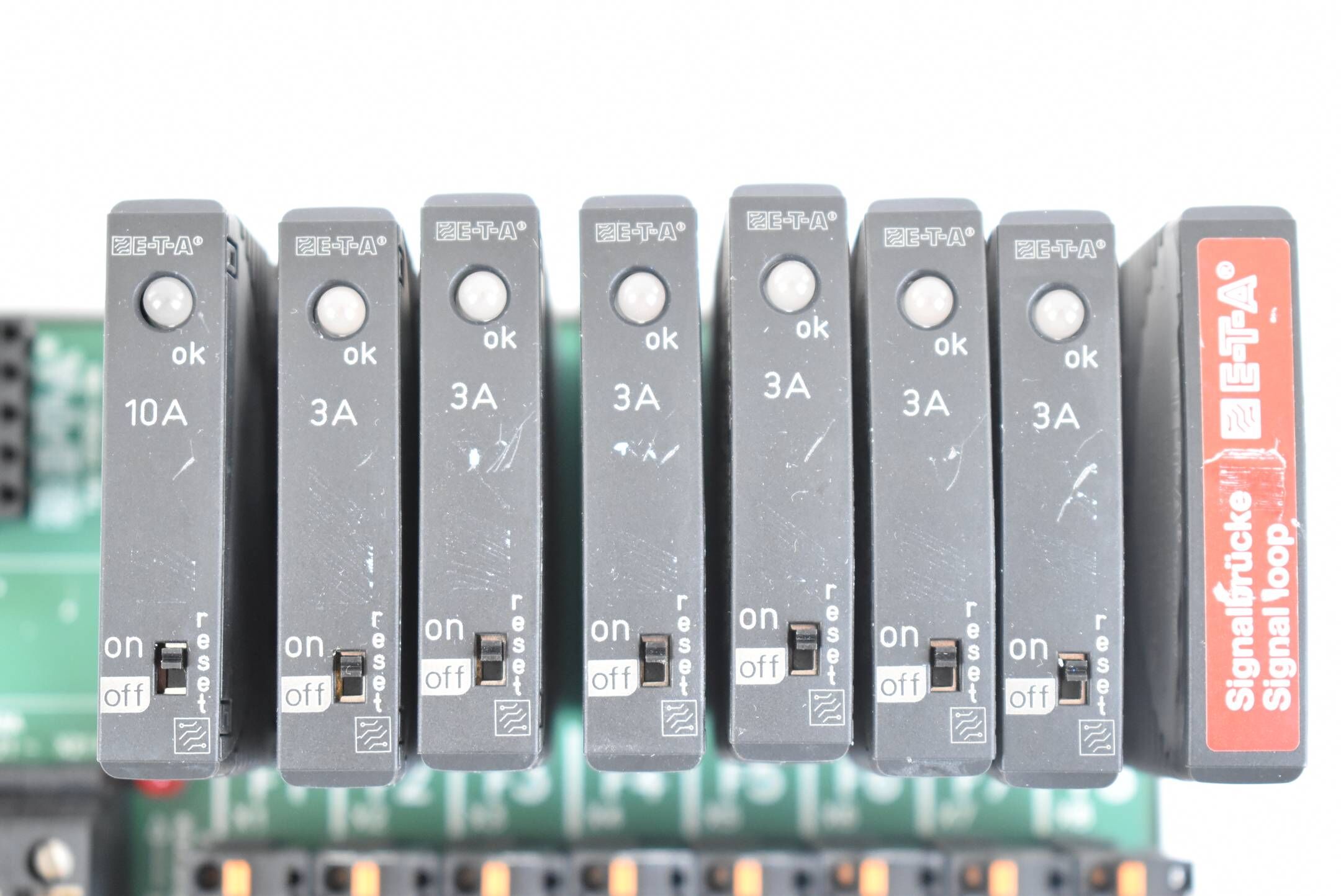 E-T-A ETA Stromverteilungssystem konfiguriert SVS02-08 inkl. ESX10, SB-S11