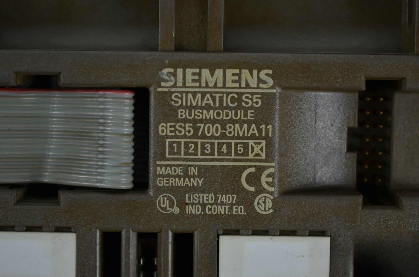 Siemens simatic S5 6ES5 700-8MA11 ( 6ES5700-8MA11 )