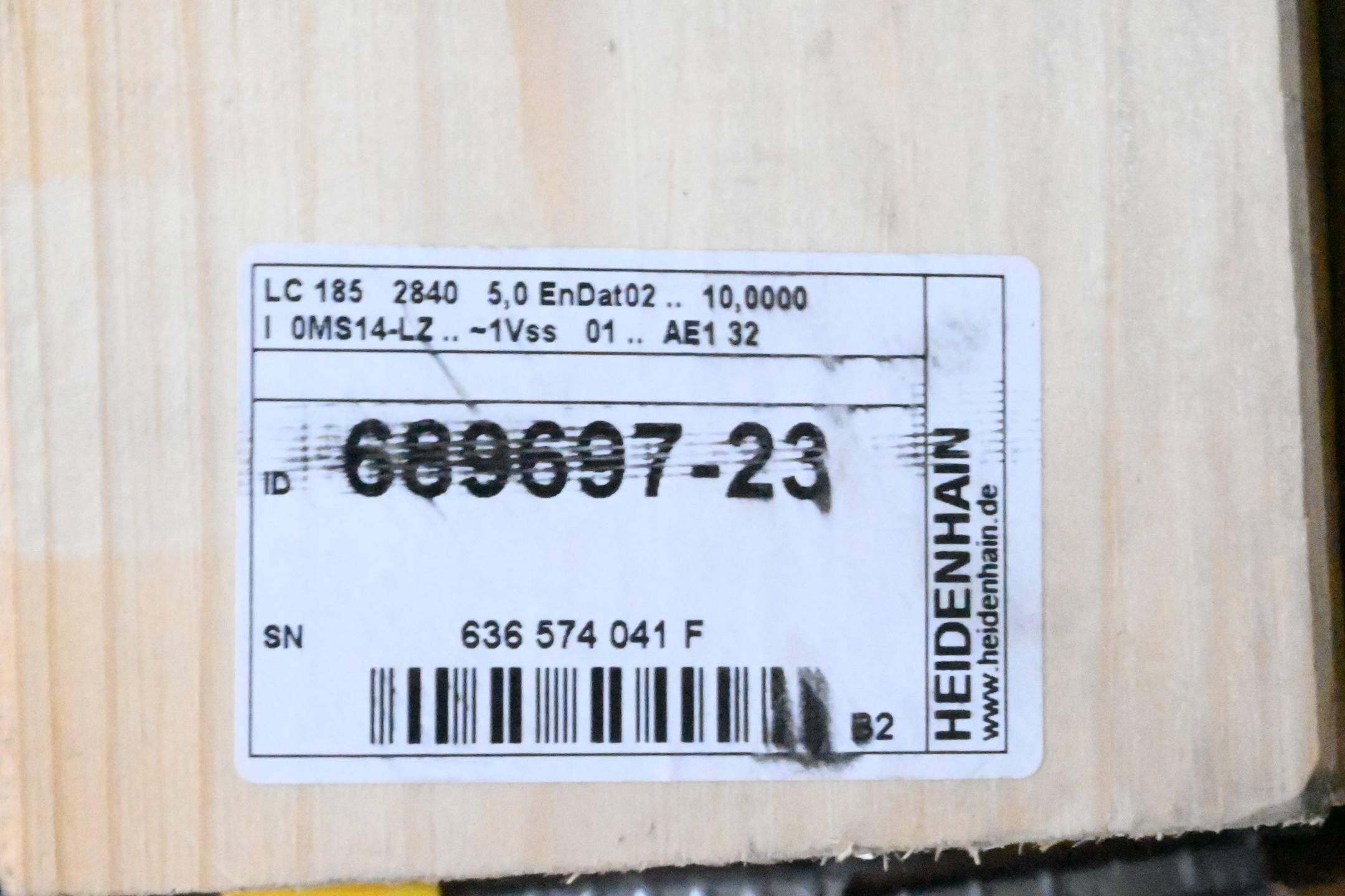 Heidenhain Absolutes gekapseltes Längenmessgerät LC 185 ML2840  ( 689697-23 )