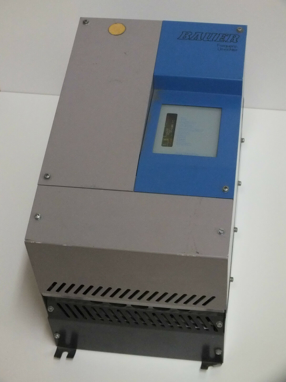 Bauer 9,7 3x 400V 50/60 Hz kVA FU-A-M-400-010 Frequenzumrichter