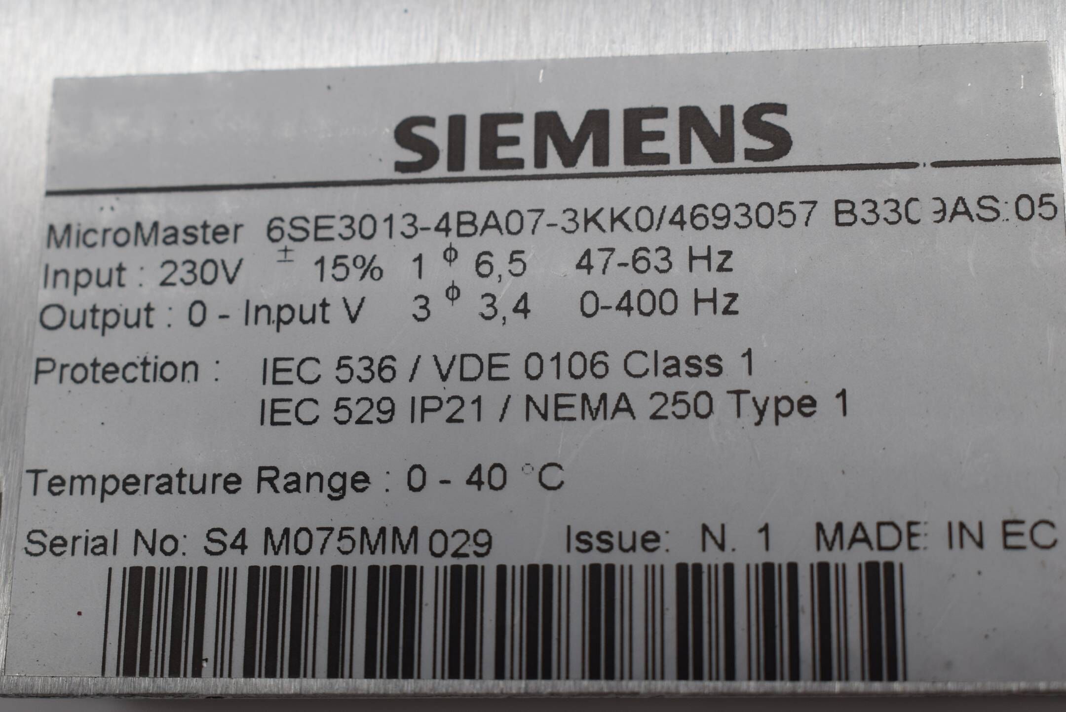 Siemens Micromaster 6SE3013-4BA07-3KK0/4693057 + 6SE3090-0BA07-0FB0 E.1