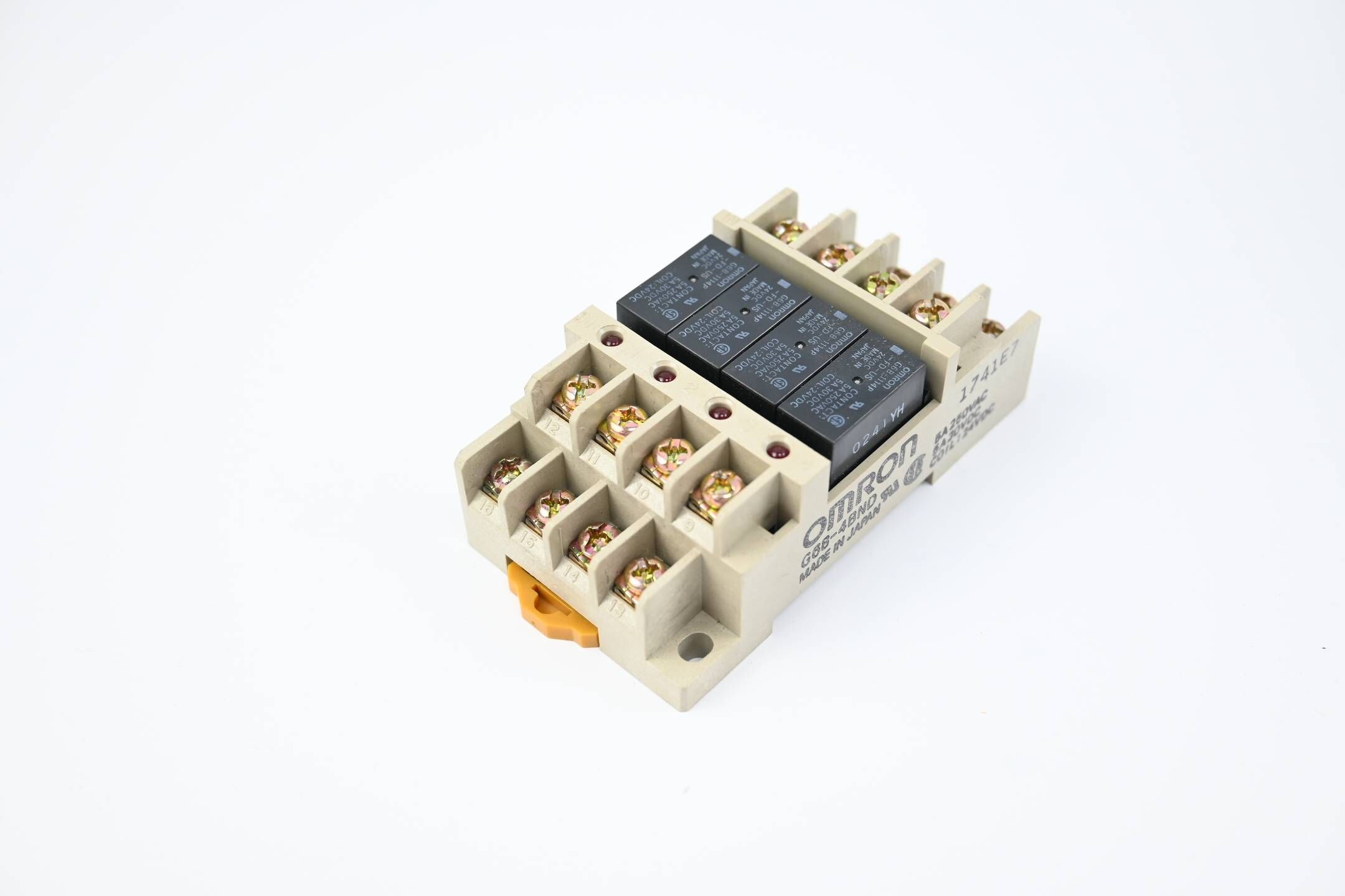 Omron 10 Stück Terminal Relais 24 VDC ( G6B-4BND )