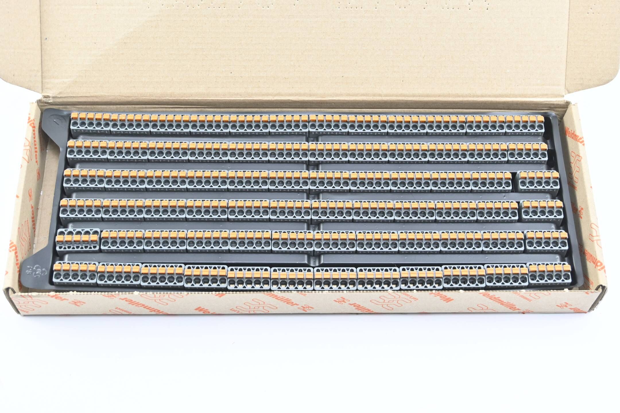 72 Stück B&R Automation Feldklemme 0TB2105.9110 ( 300V 18,5A AWG 26 TO 12 )