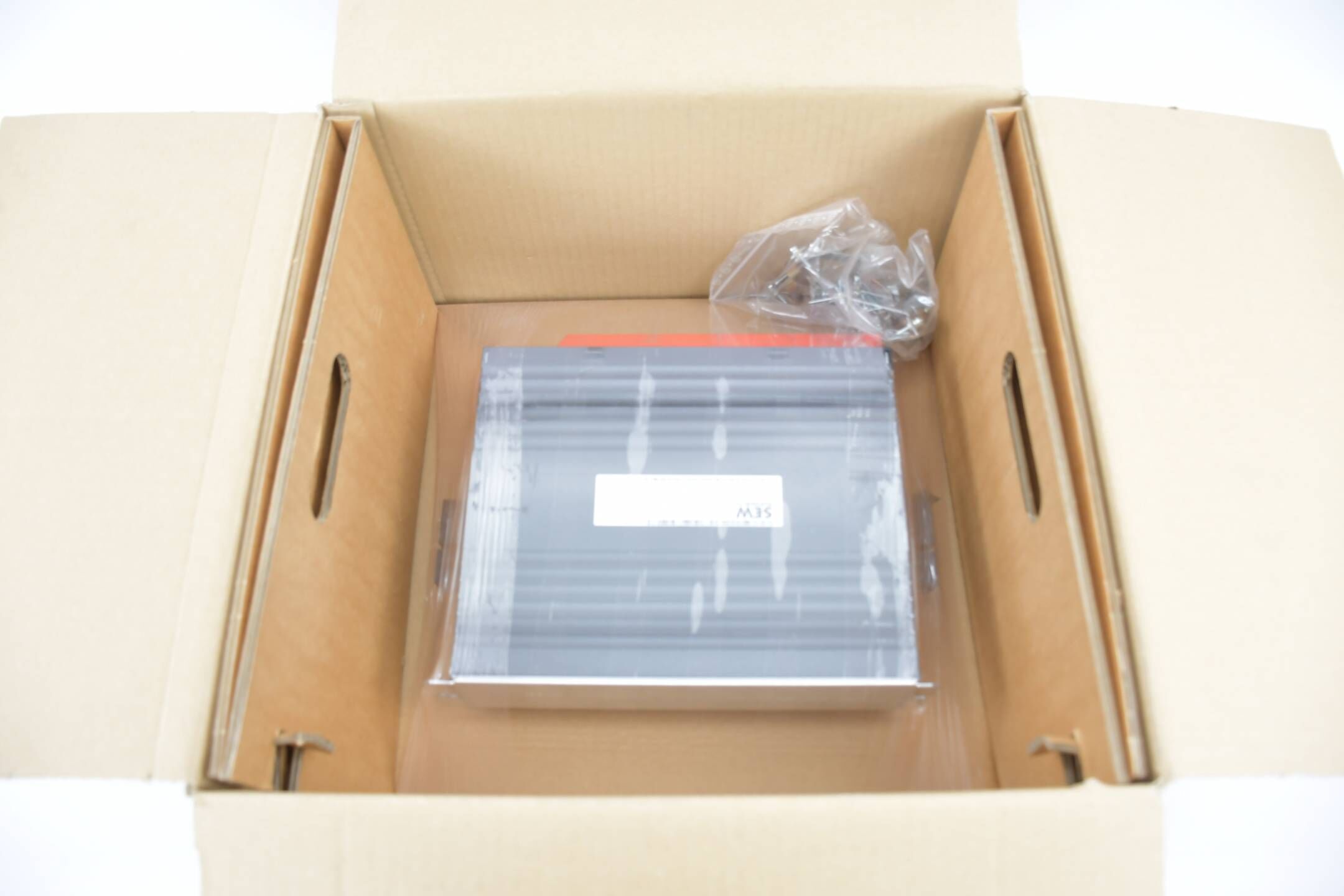 SEW Eurodrive Movidrive MDX61B0014-5A3-4-0T/DEH11B/DFP21B ( 08277370 )